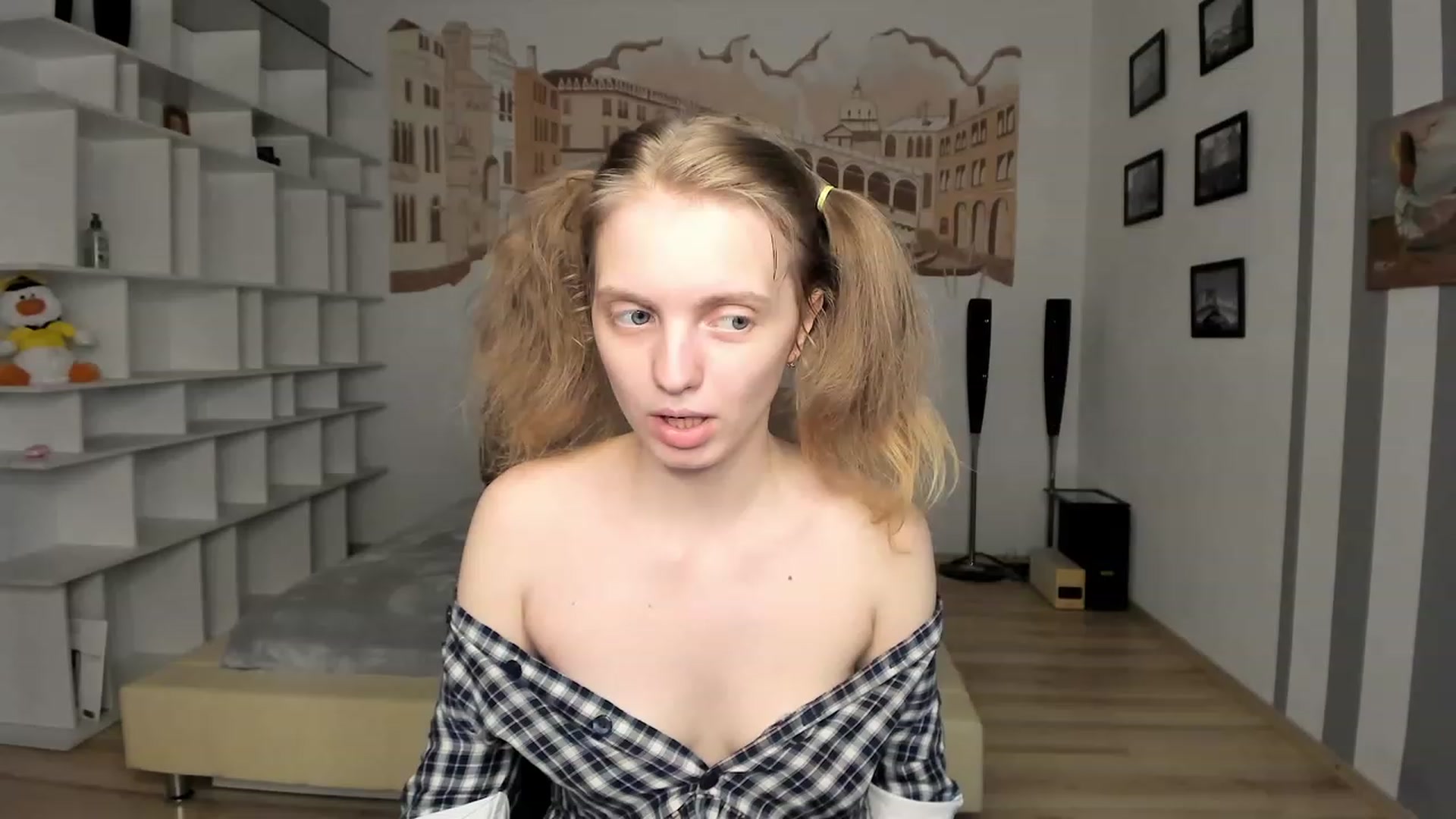 Gallery image thumbnail from OliviaWhites's myfreecams stream on, 07/02/2023, 10:56 image 4 of 20