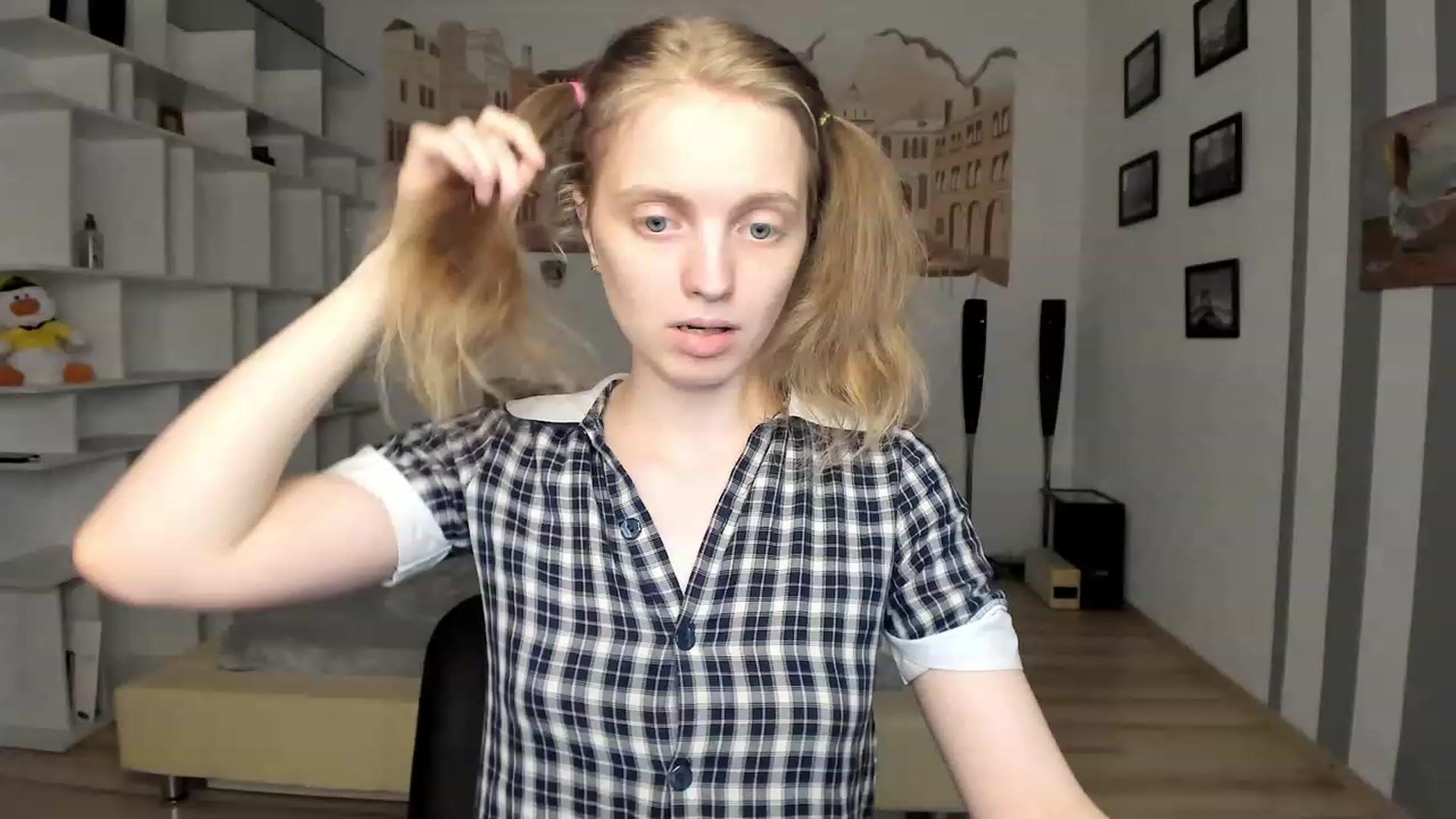 Gallery image thumbnail from OliviaWhites's myfreecams stream on, 07/02/2023, 10:56 image 12 of 20