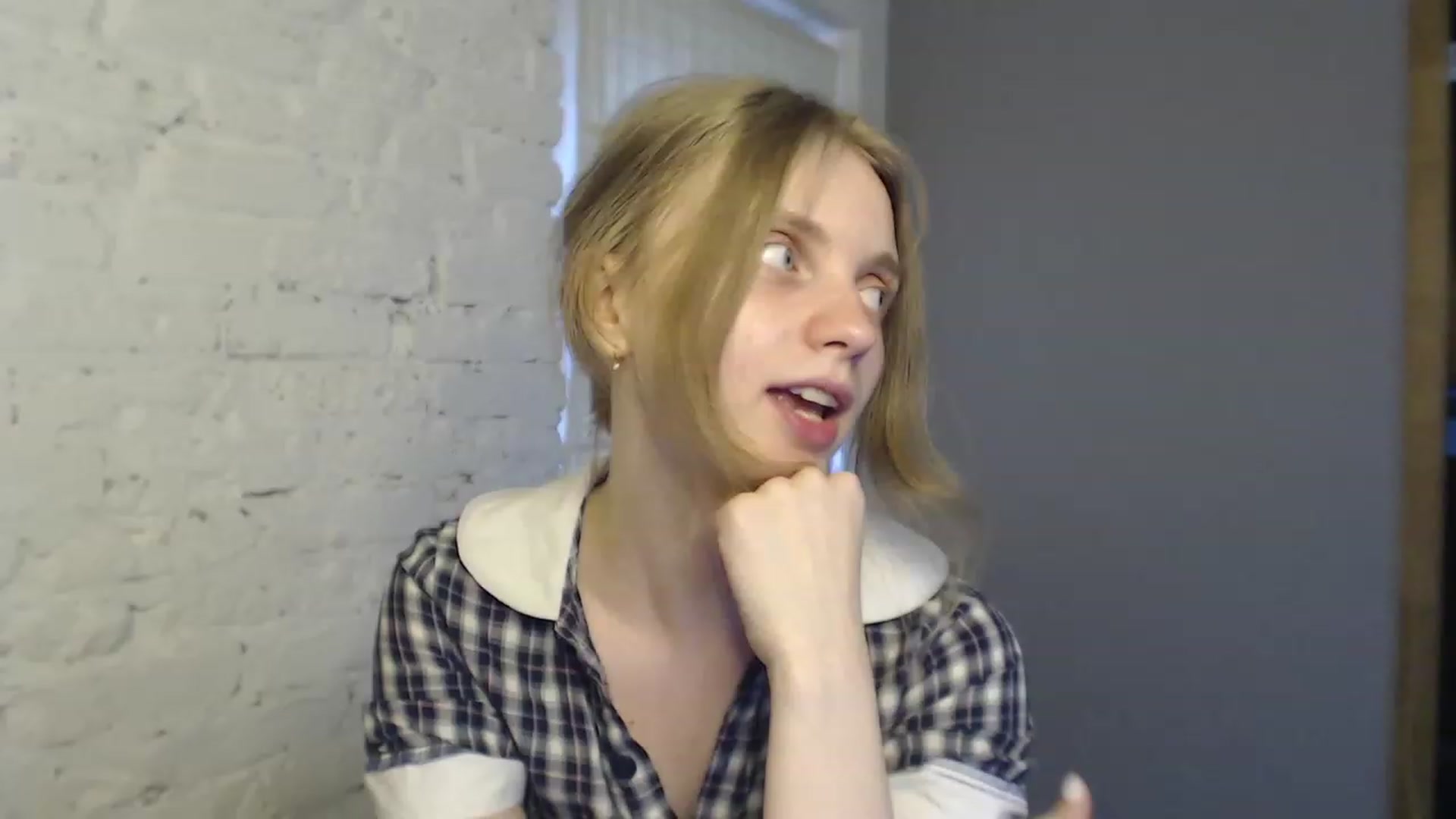 Gallery image thumbnail from OliviaWhites's myfreecams stream on, 07/04/2023, 10:01 image 18 of 20
