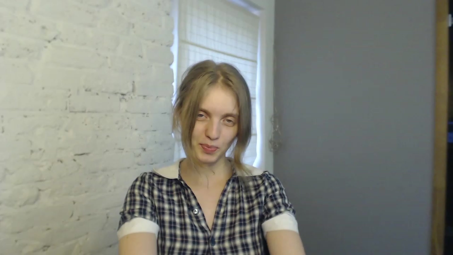 Gallery image thumbnail from OliviaWhites's myfreecams stream on, 07/04/2023, 10:53 image 3 of 20