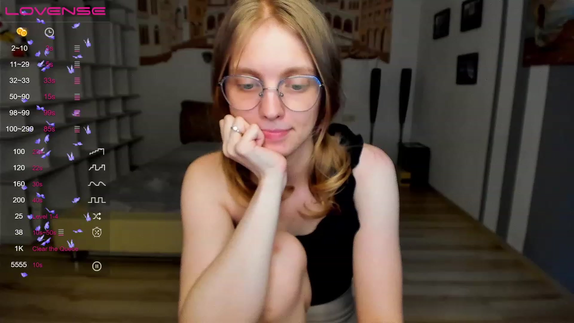 Gallery image thumbnail from OliviaWhites's myfreecams stream on, 07/08/2023, 10:44 image 11 of 20