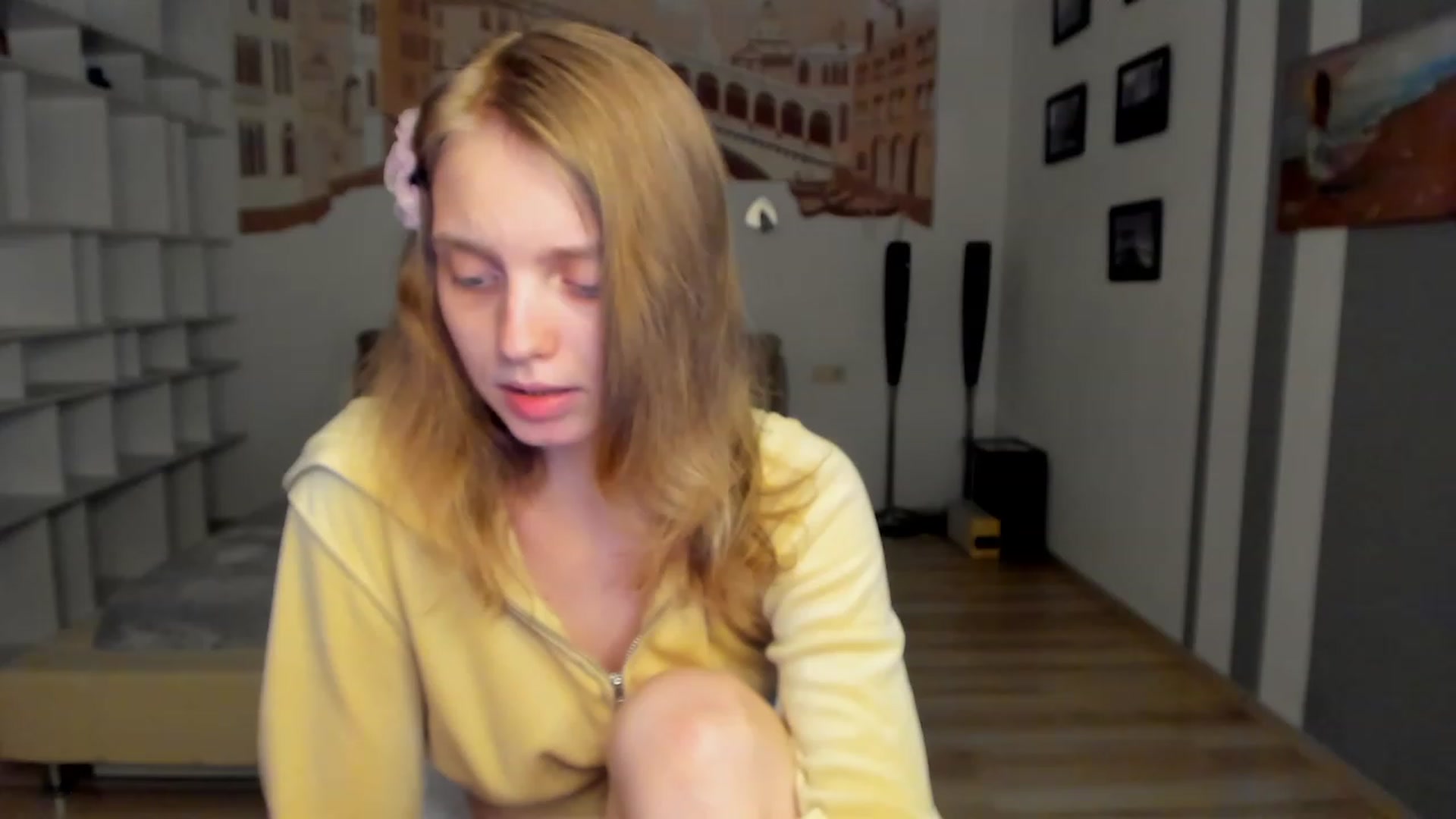 Gallery image thumbnail from OliviaWhites's myfreecams stream on, 07/12/2023, 09:51 image 8 of 20