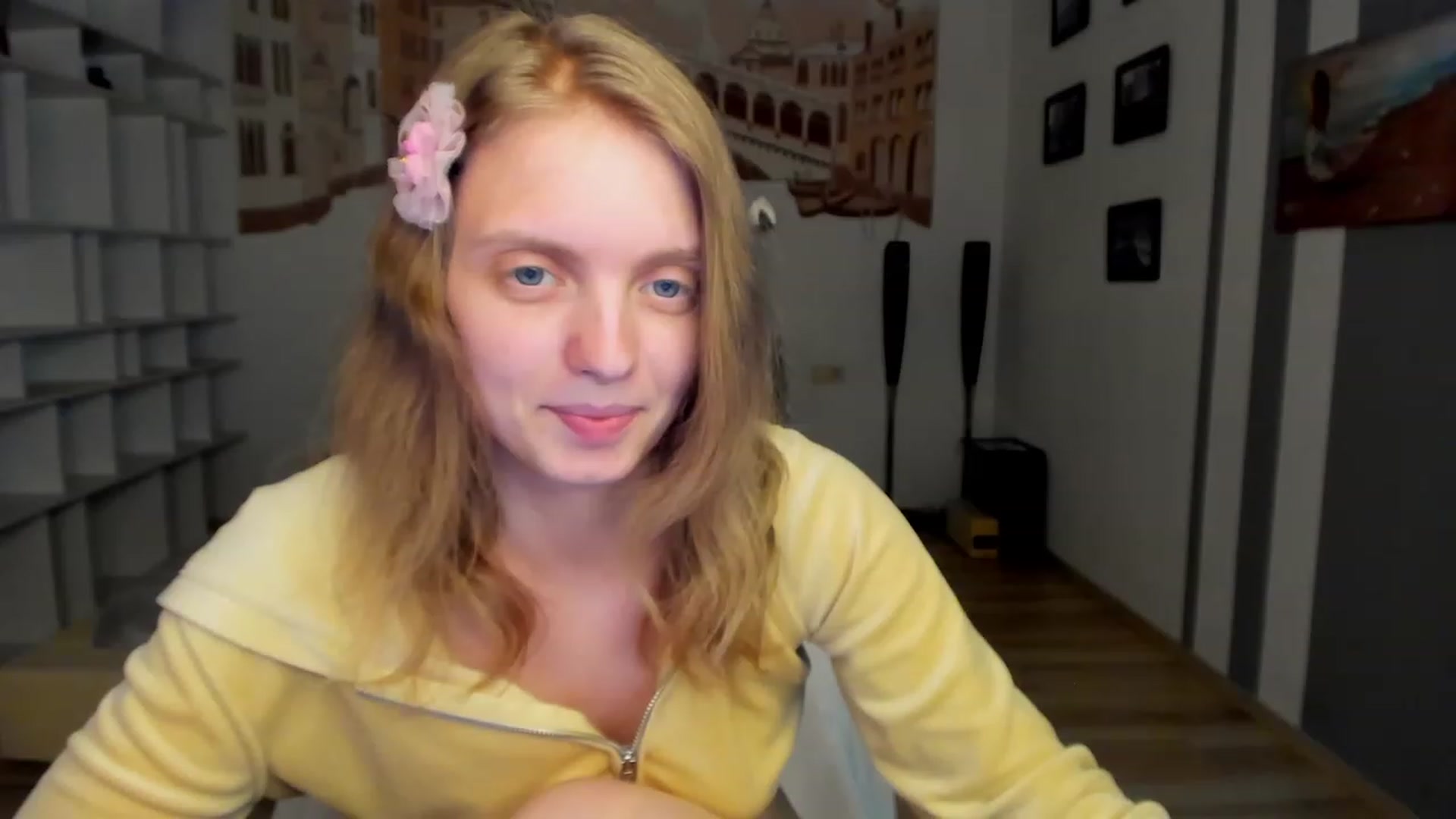 Gallery image thumbnail from OliviaWhites's myfreecams stream on, 07/12/2023, 09:51 image 10 of 20