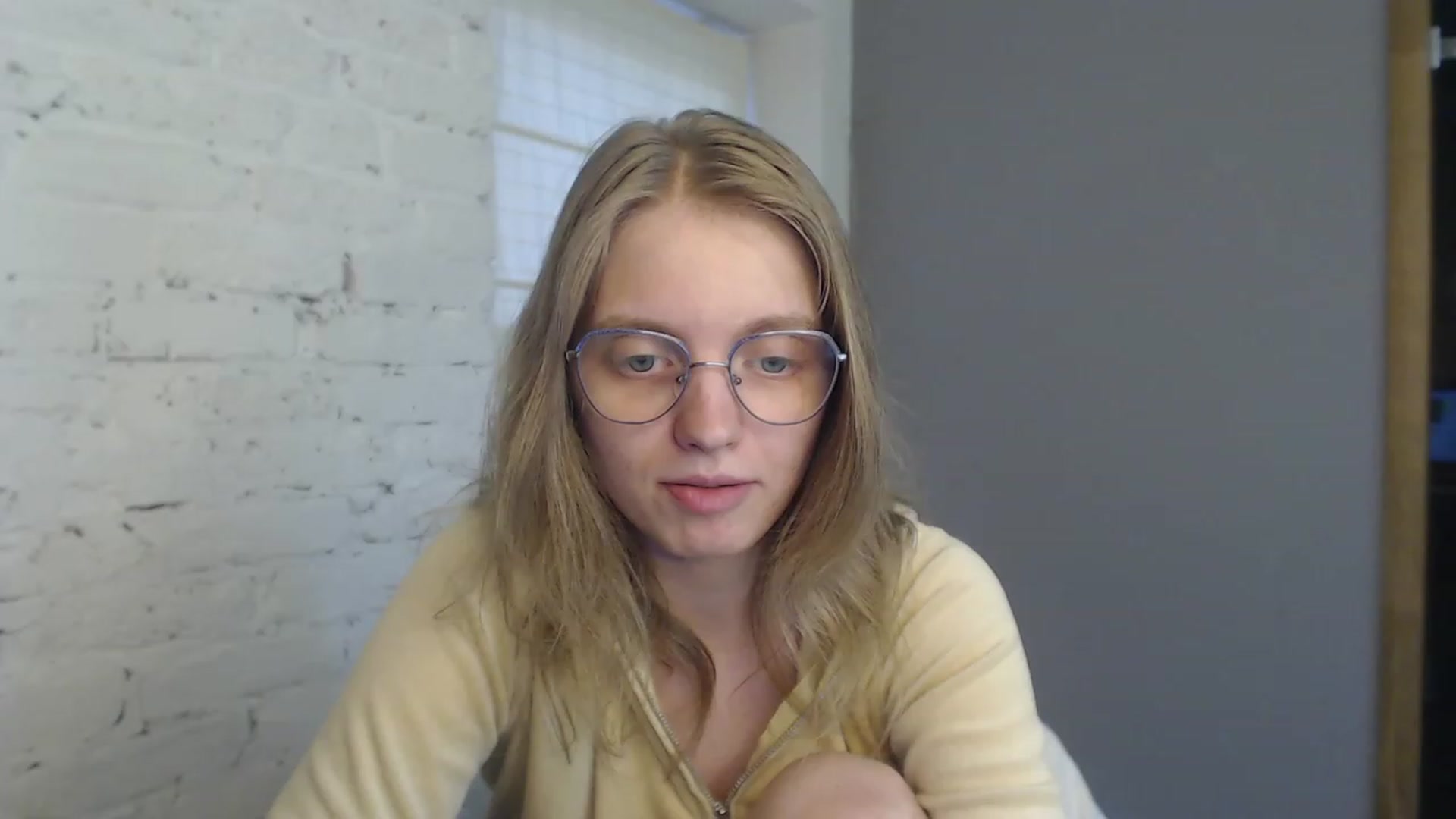 Gallery image thumbnail from OliviaWhites's myfreecams stream on, 07/13/2023, 08:58 image 11 of 20