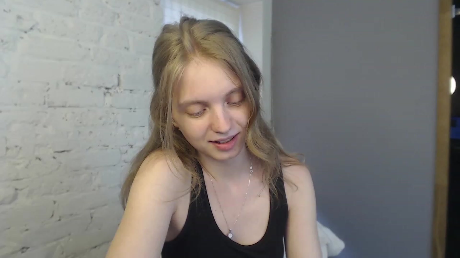 Gallery image thumbnail from OliviaWhites's myfreecams stream on, 07/14/2023, 10:51 image 14 of 20