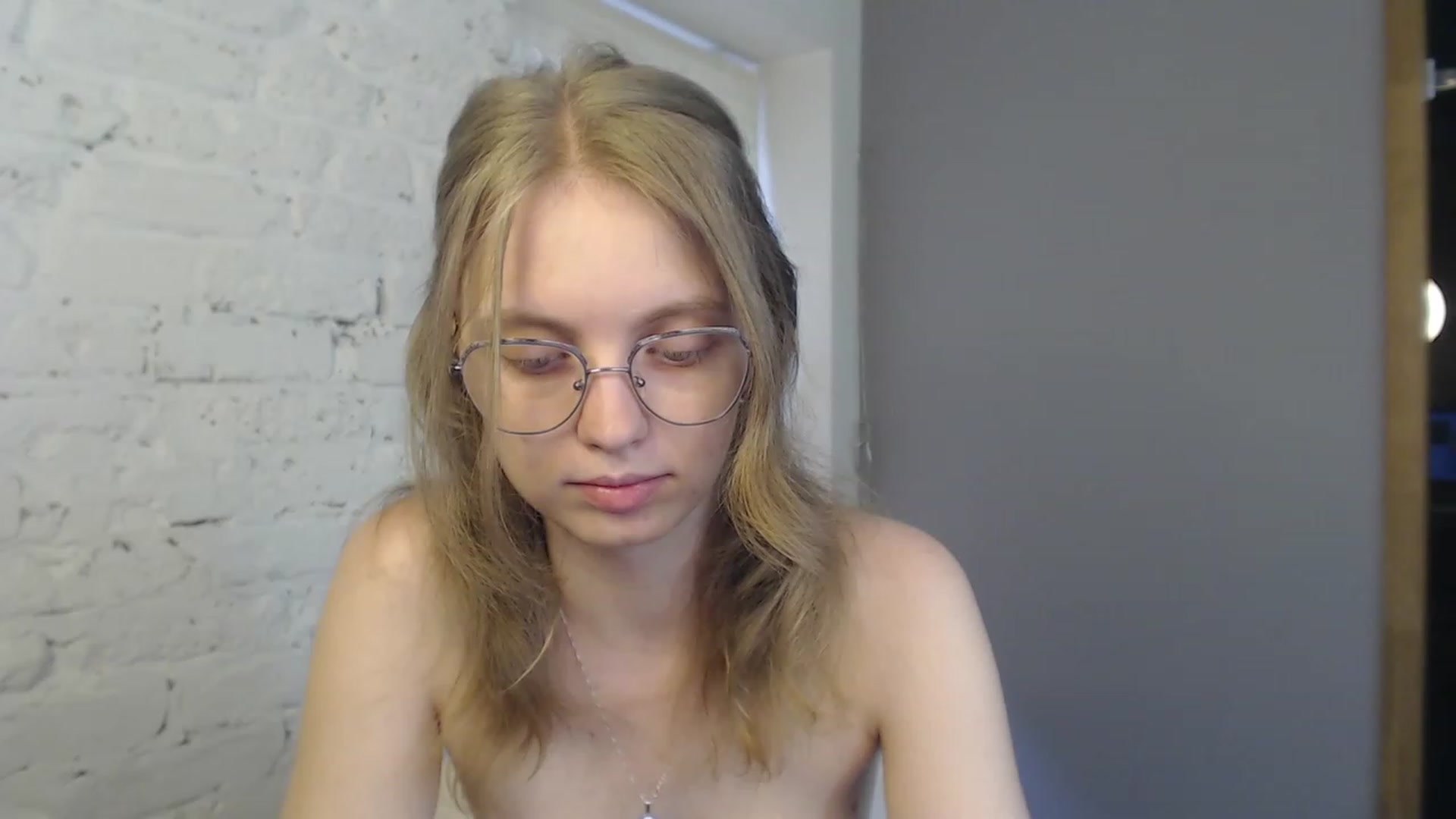 Gallery image thumbnail from OliviaWhites's myfreecams stream on, 07/14/2023, 10:51 image 2 of 20