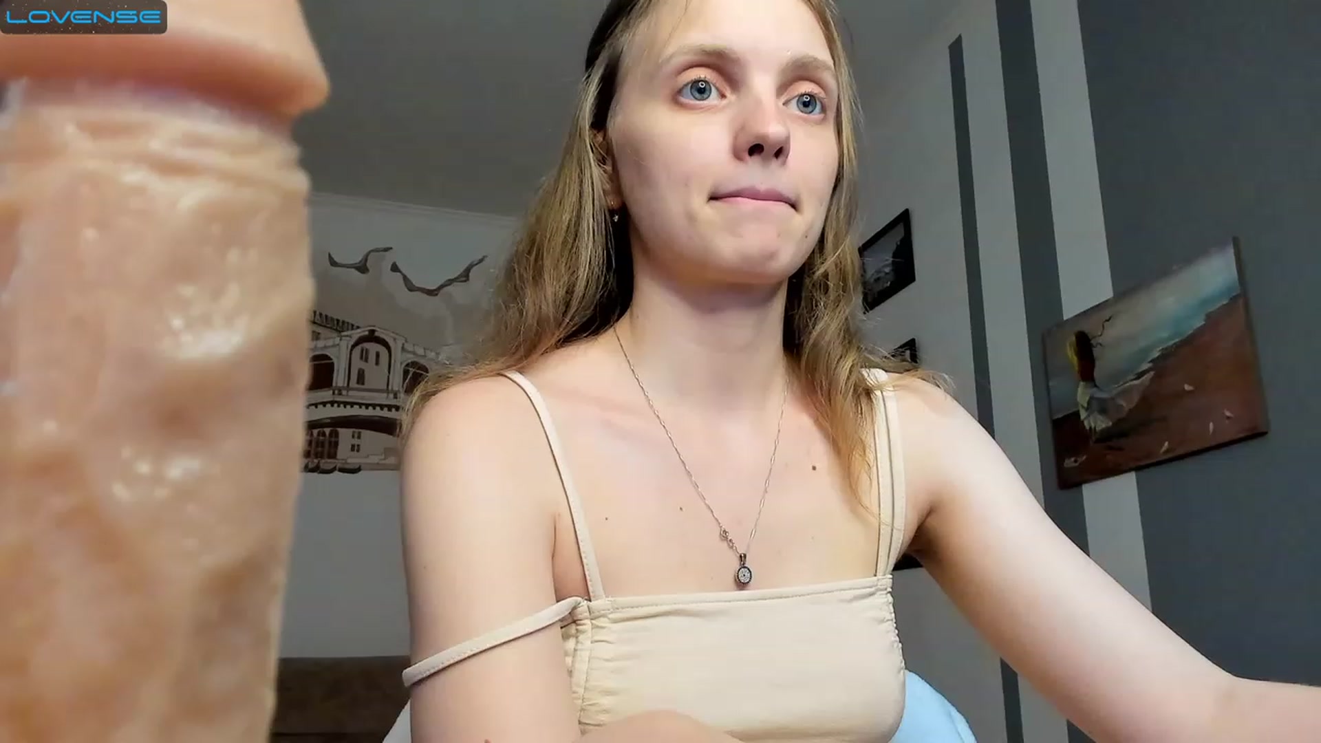 Gallery image thumbnail from OliviaWhites's myfreecams stream on, 07/15/2023, 10:46 image 14 of 20