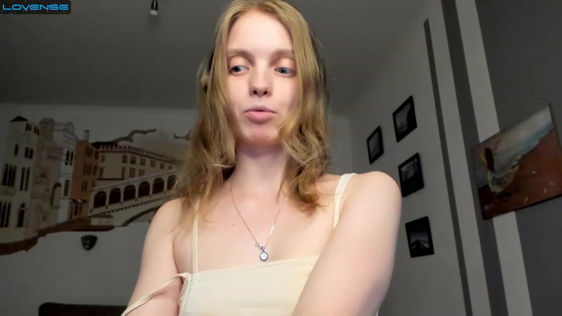 Gallery image thumbnail from OliviaWhites's myfreecams stream on, 07/15/2023, 14:31 image 16 of 20