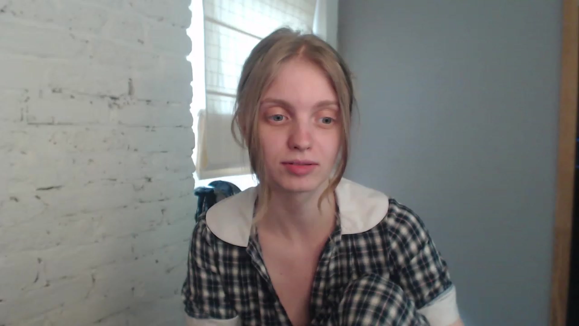 Gallery image thumbnail from OliviaWhites's myfreecams stream on, 07/18/2023, 10:51 image 4 of 20