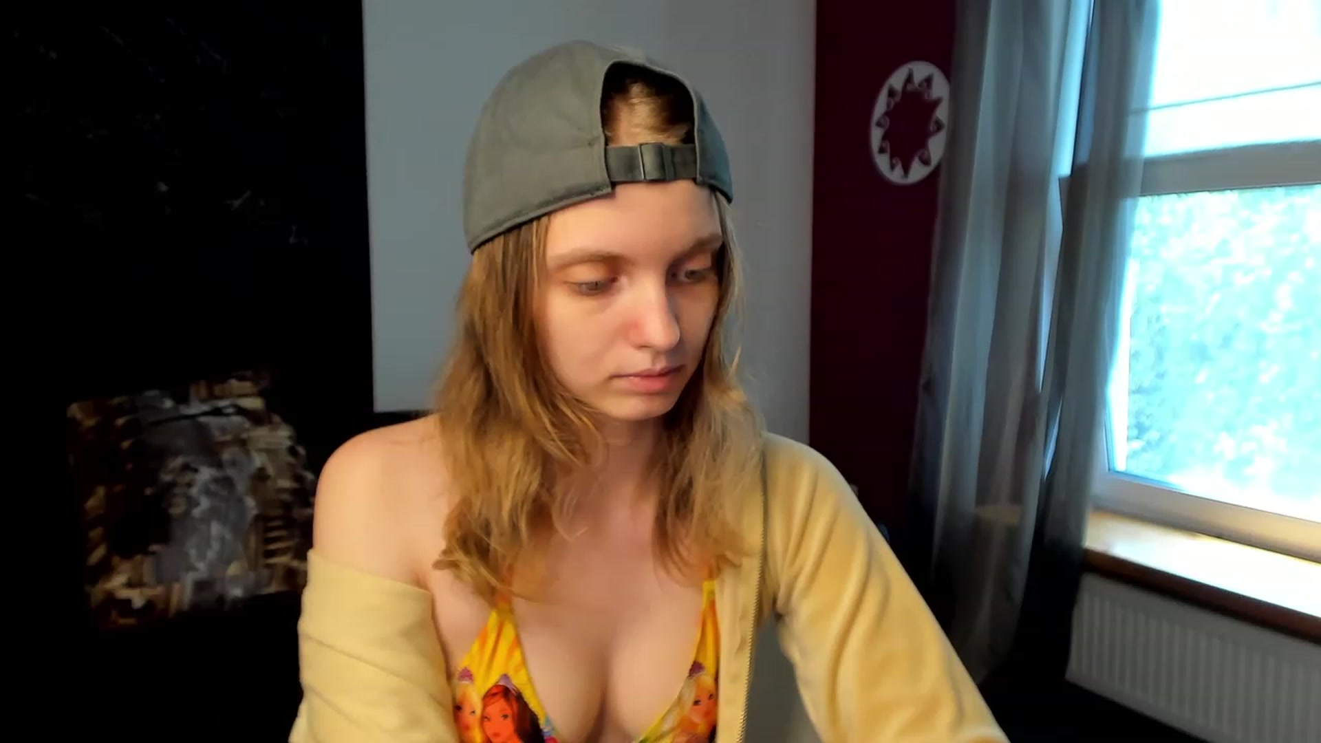 Gallery image thumbnail from OliviaWhites's myfreecams stream on, 07/21/2023, 09:22 image 16 of 20