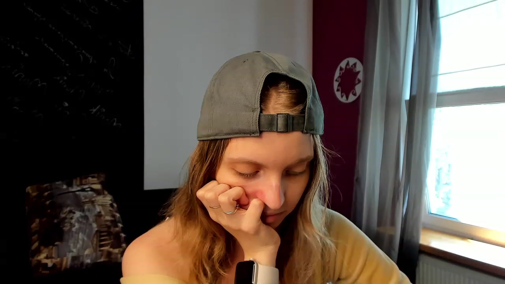 Gallery image thumbnail from OliviaWhites's myfreecams stream on, 07/21/2023, 09:22 image 19 of 20