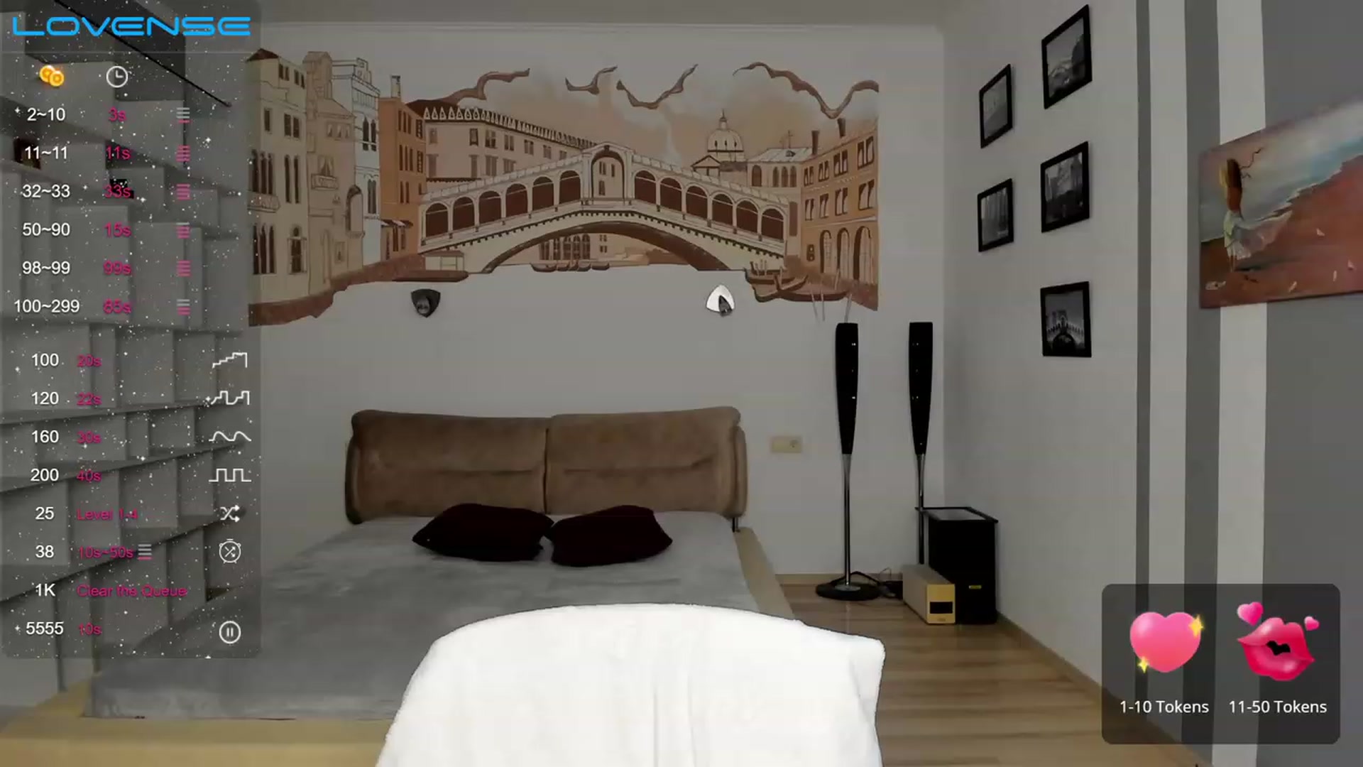 Gallery image thumbnail from OliviaWhites's myfreecams stream on, 07/24/2023, 10:58 image 15 of 20