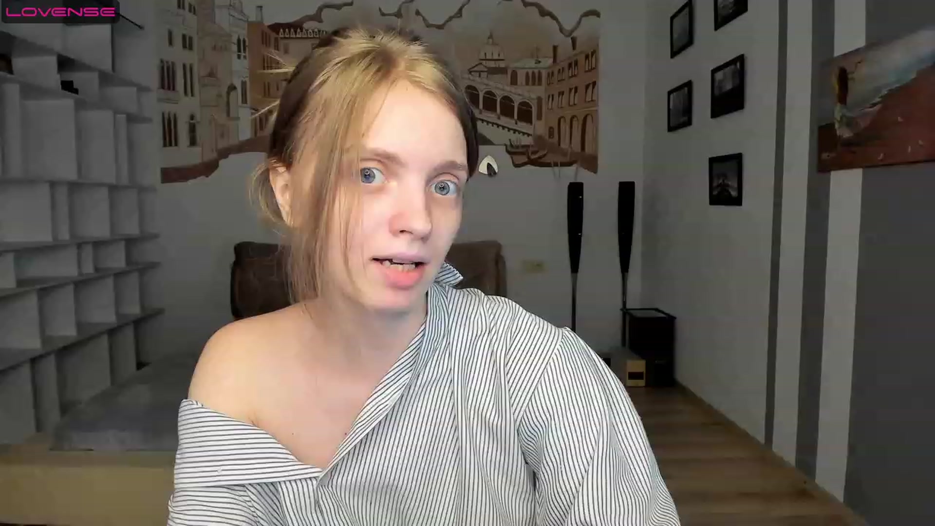 Gallery image thumbnail from OliviaWhites's myfreecams stream on, 07/25/2023, 07:44 image 2 of 20