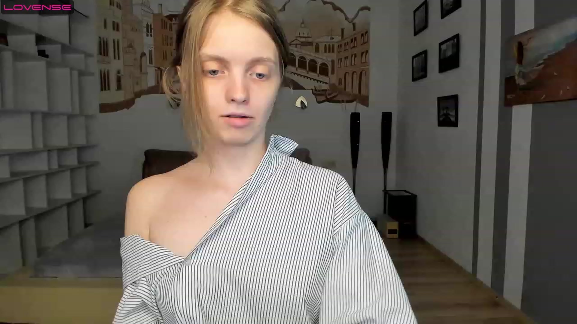 Gallery image thumbnail from OliviaWhites's myfreecams stream on, 07/25/2023, 07:44 image 4 of 20