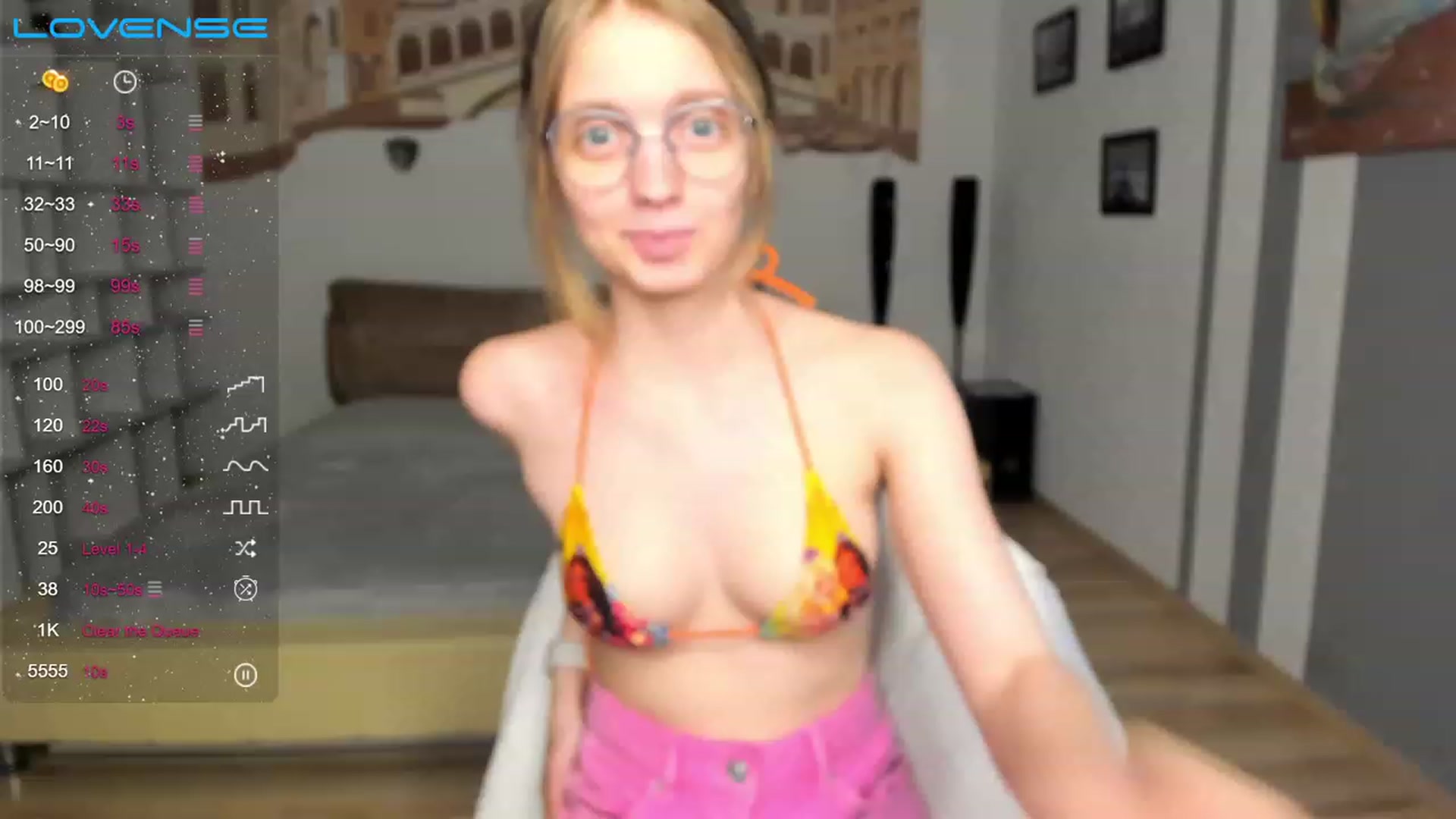 Gallery image thumbnail from OliviaWhites's myfreecams stream on, 07/26/2023, 08:48 image 6 of 20