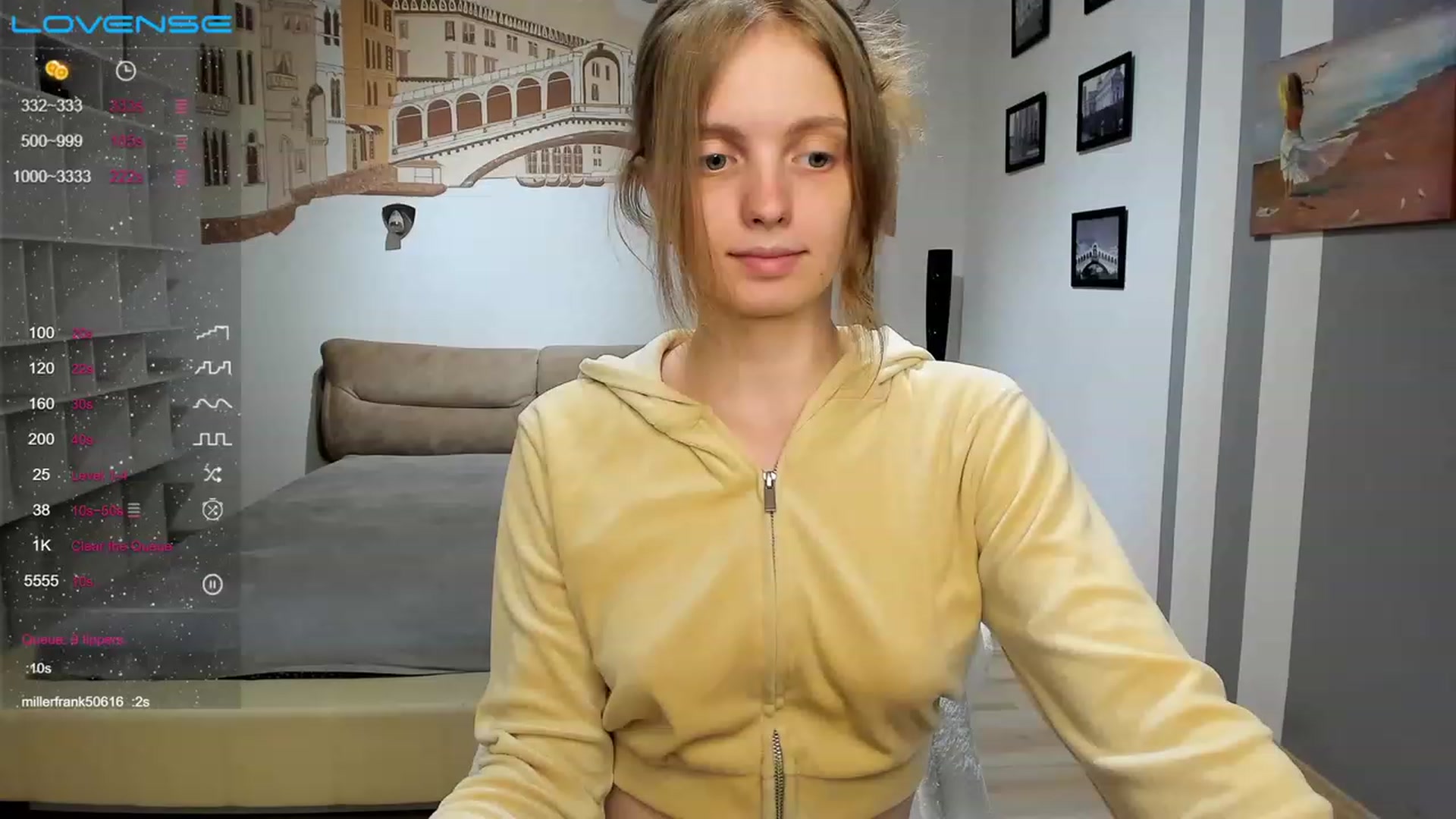 Gallery image thumbnail from OliviaWhites's myfreecams stream on, 07/28/2023, 09:13 image 10 of 20
