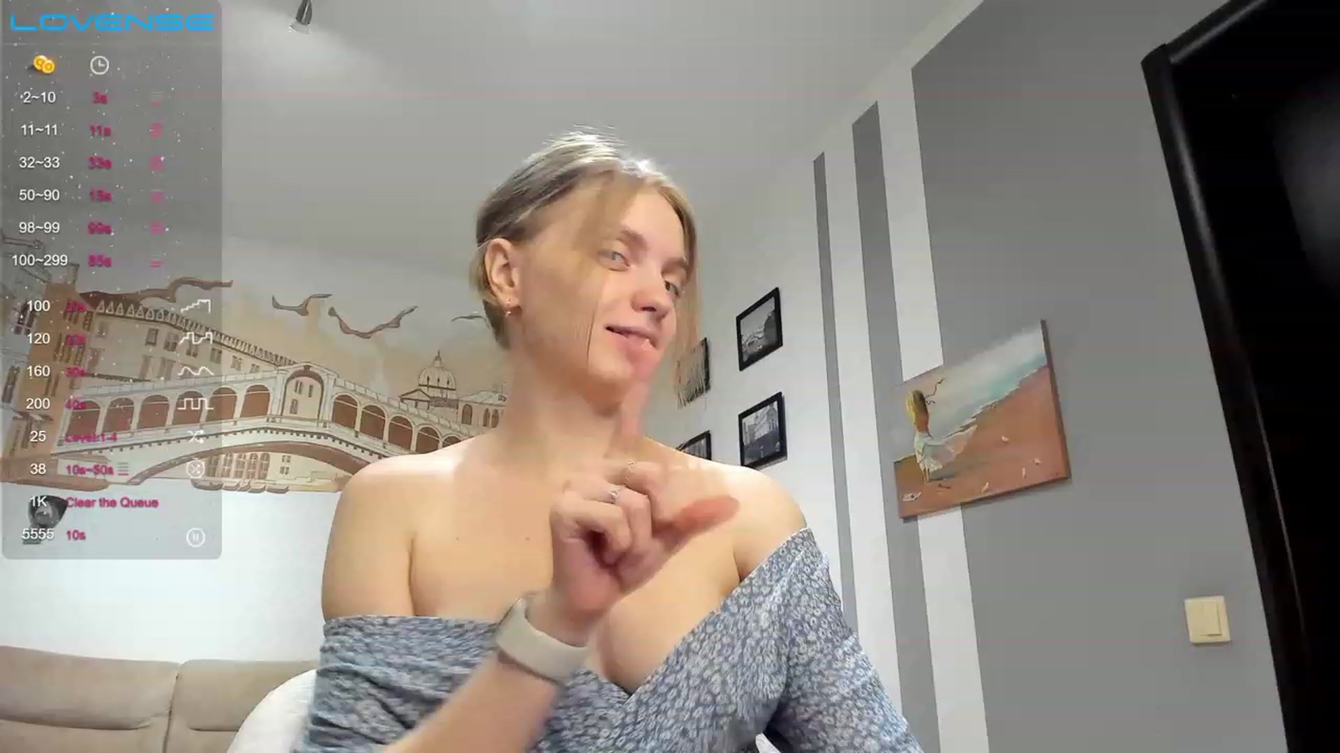 Gallery image thumbnail from OliviaWhites's myfreecams stream on, 07/28/2023, 09:13 image 1 of 20