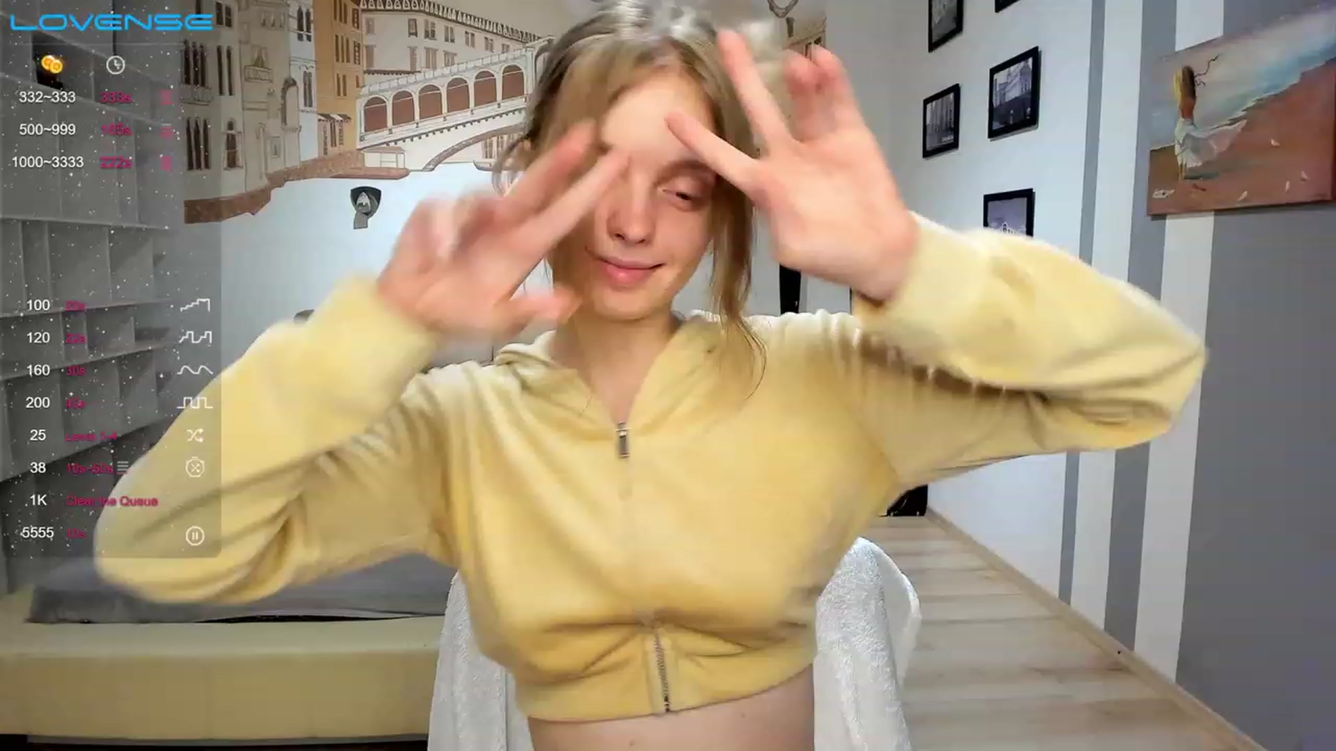 Gallery image thumbnail from OliviaWhites's myfreecams stream on, 07/28/2023, 09:13 image 12 of 20