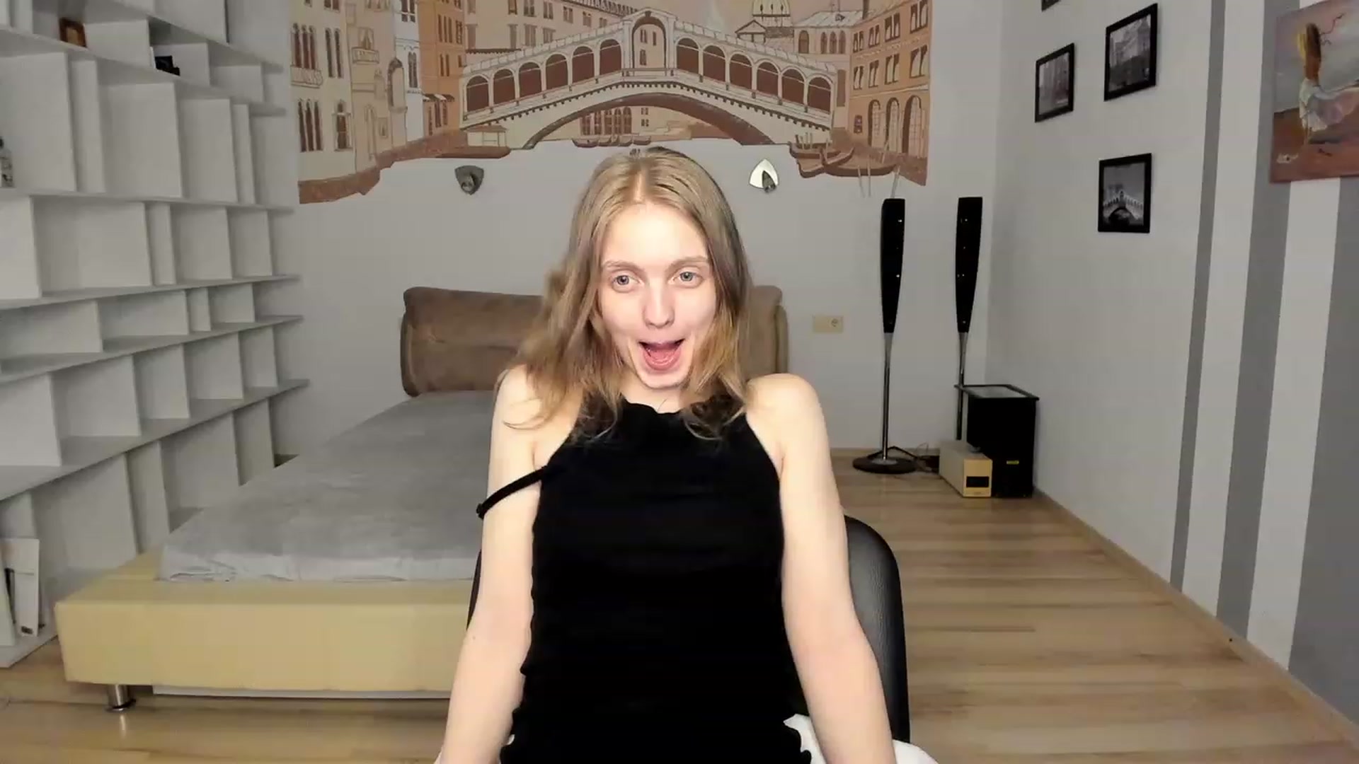 Gallery image thumbnail from OliviaWhites's myfreecams stream on, 07/30/2023, 10:58 image 9 of 20