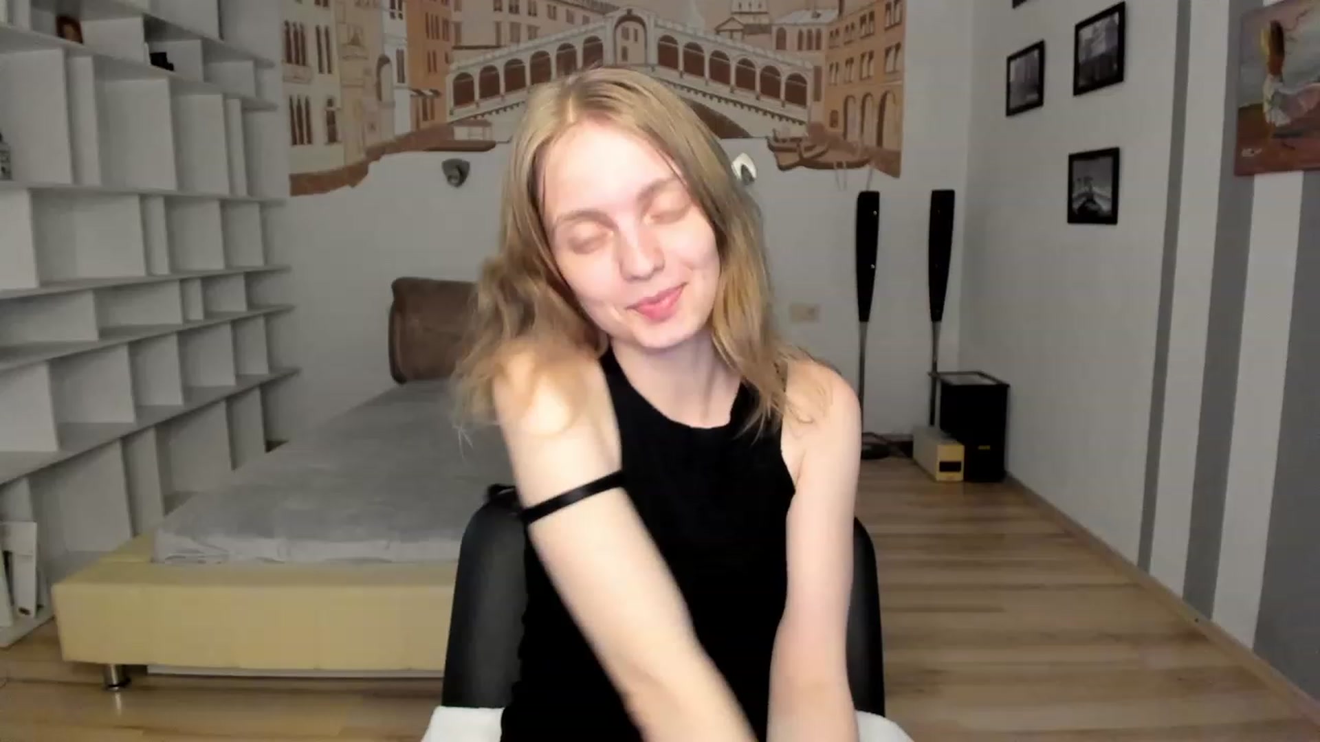 Gallery image thumbnail from OliviaWhites's myfreecams stream on, 07/30/2023, 10:58 image 8 of 20