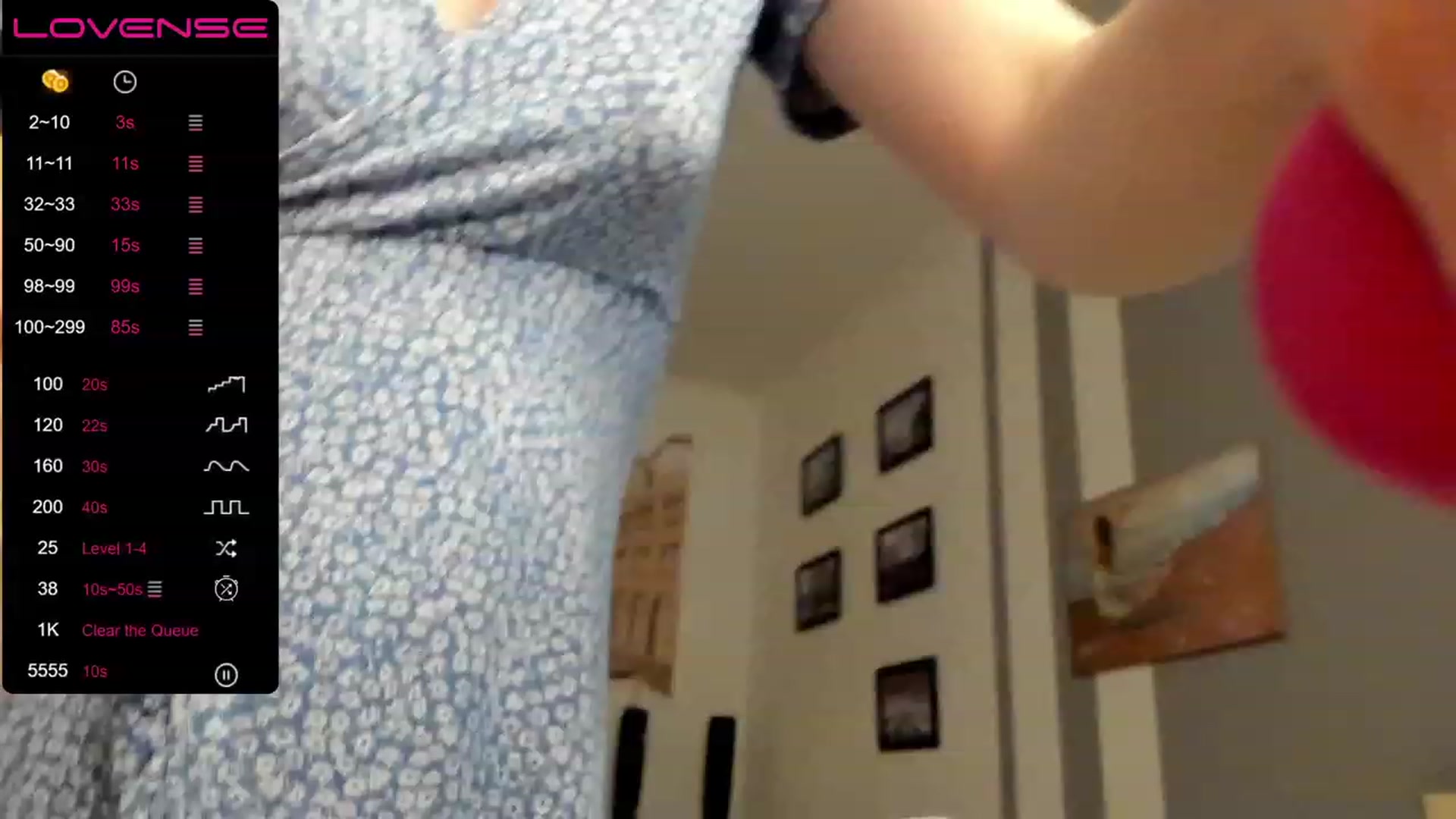 Gallery image thumbnail from OliviaWhites's myfreecams stream on, 08/06/2023, 11:04 image 3 of 20