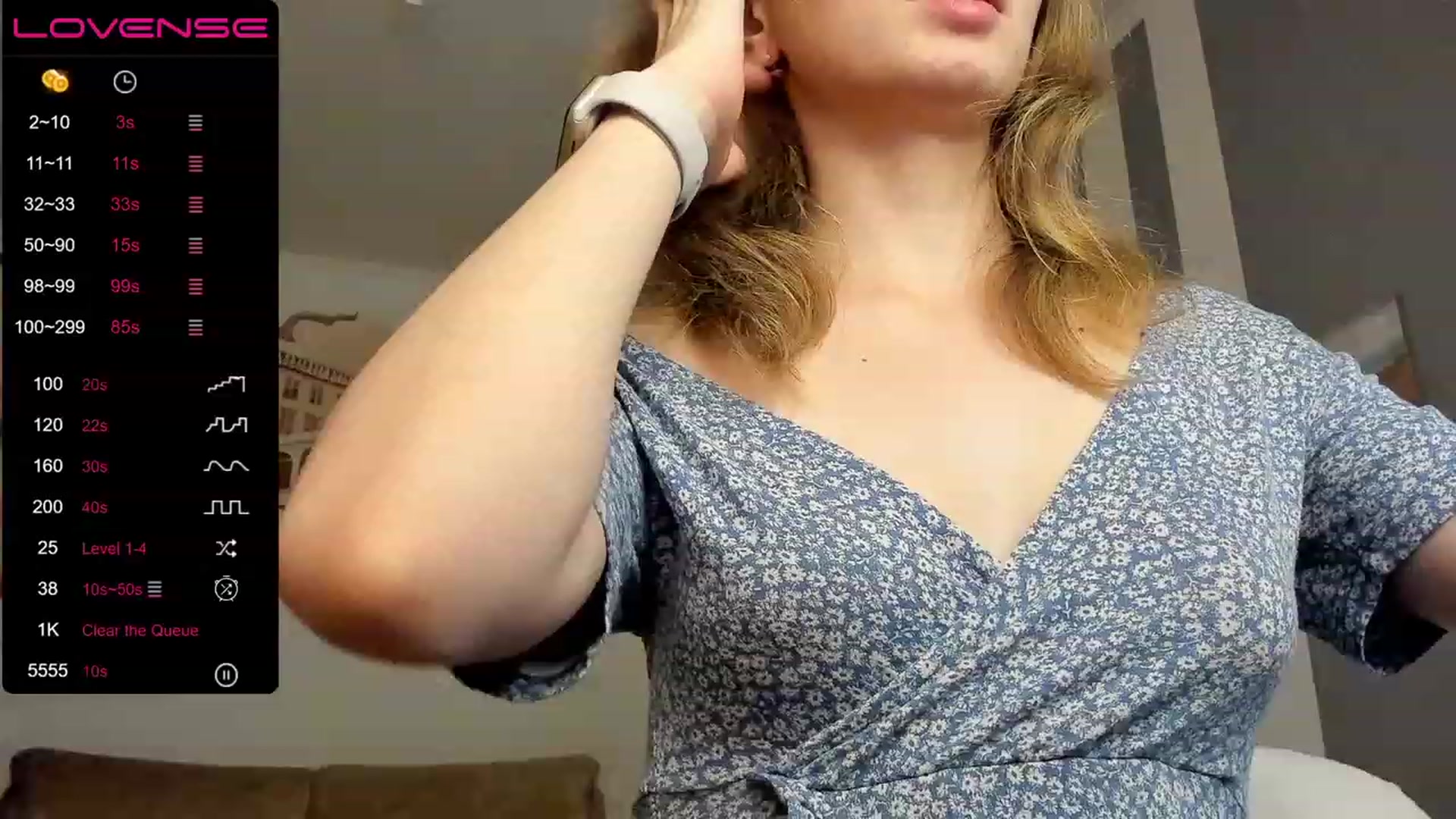 Gallery image thumbnail from OliviaWhites's myfreecams stream on, 08/06/2023, 11:04 image 12 of 20