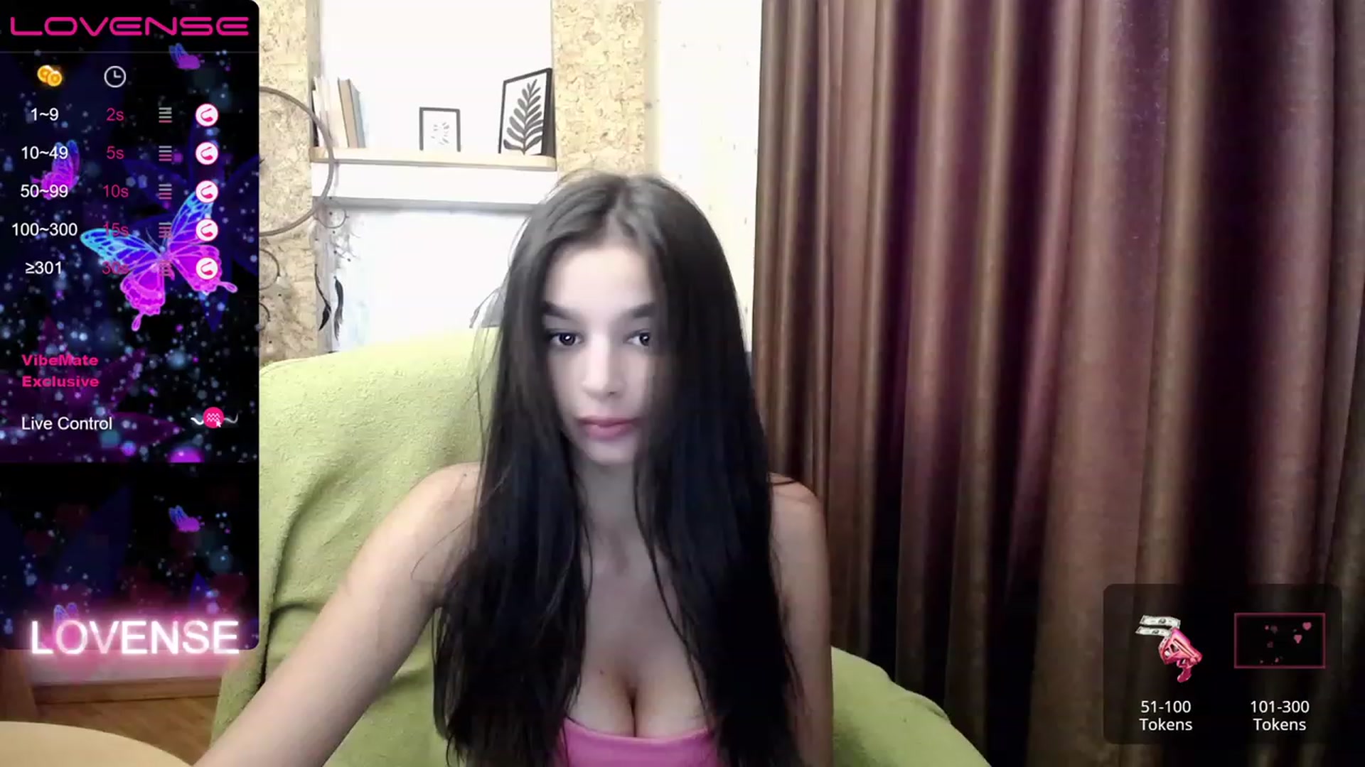 Gallery image thumbnail from OliviaWowww's myfreecams stream on, 08/11/2023, 13:23 image 17 of 20