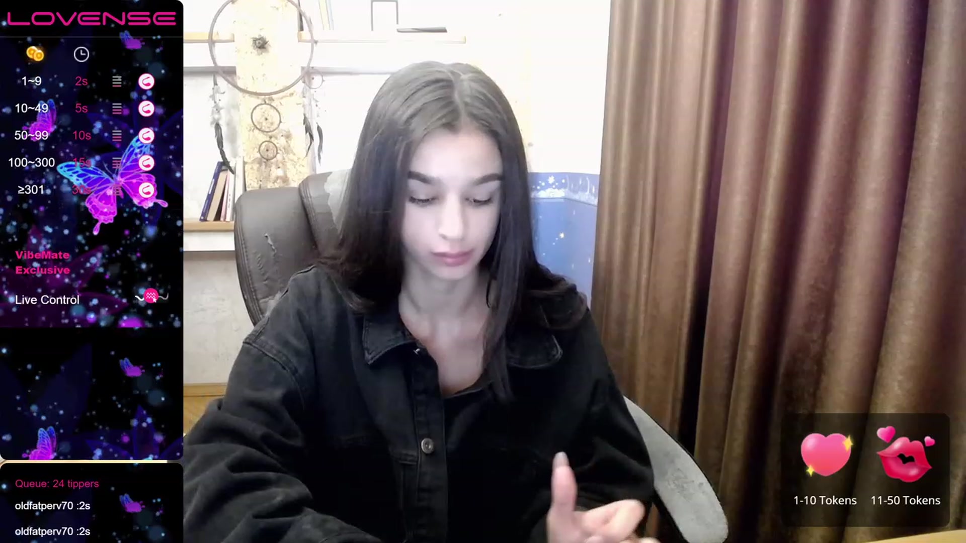 Gallery image thumbnail from OliviaWowww's myfreecams stream on, 08/12/2023, 13:23 image 7 of 20