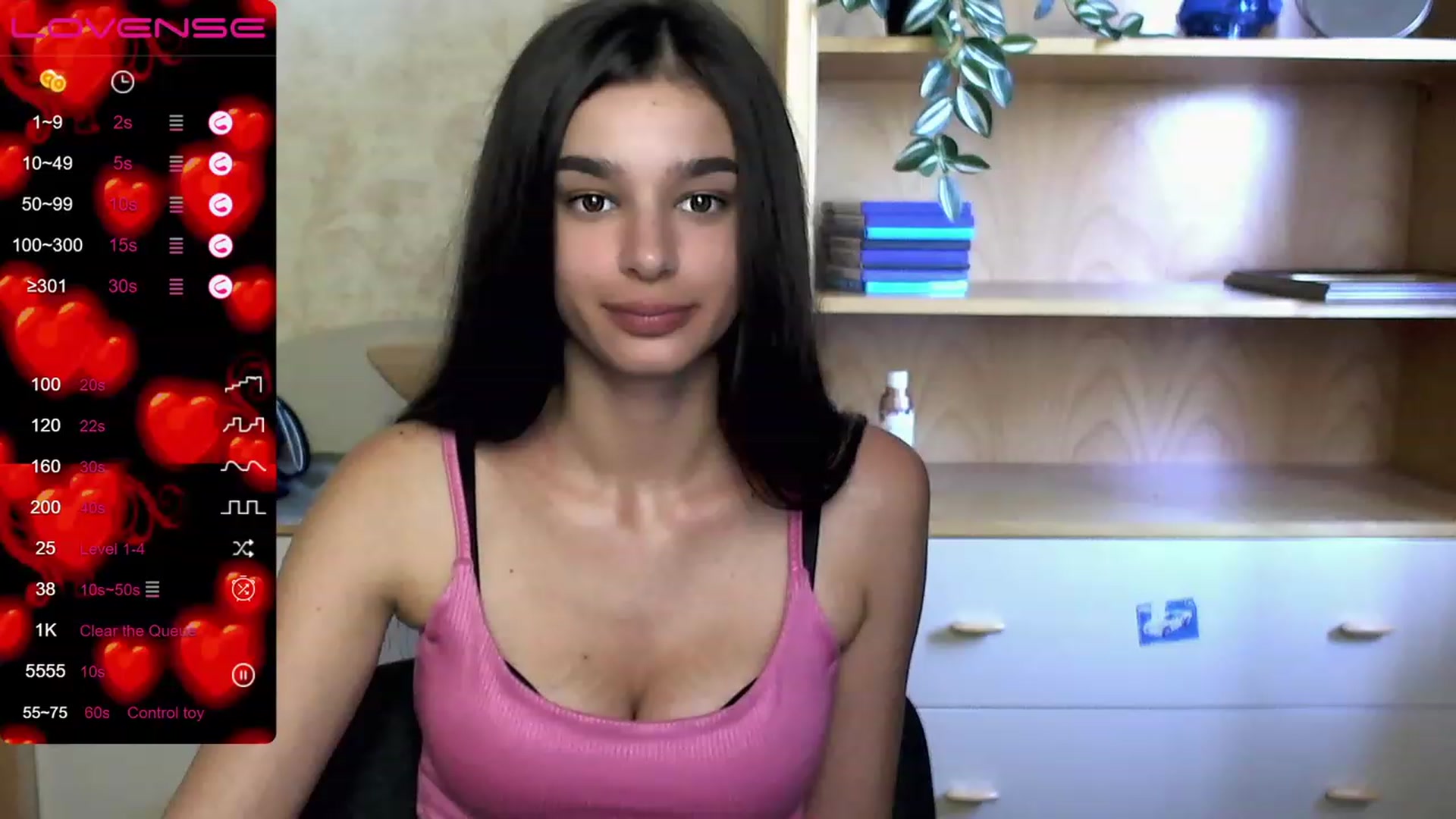 Gallery image thumbnail from OliviaWowww's myfreecams stream on, 08/20/2023, 12:35 image 12 of 20
