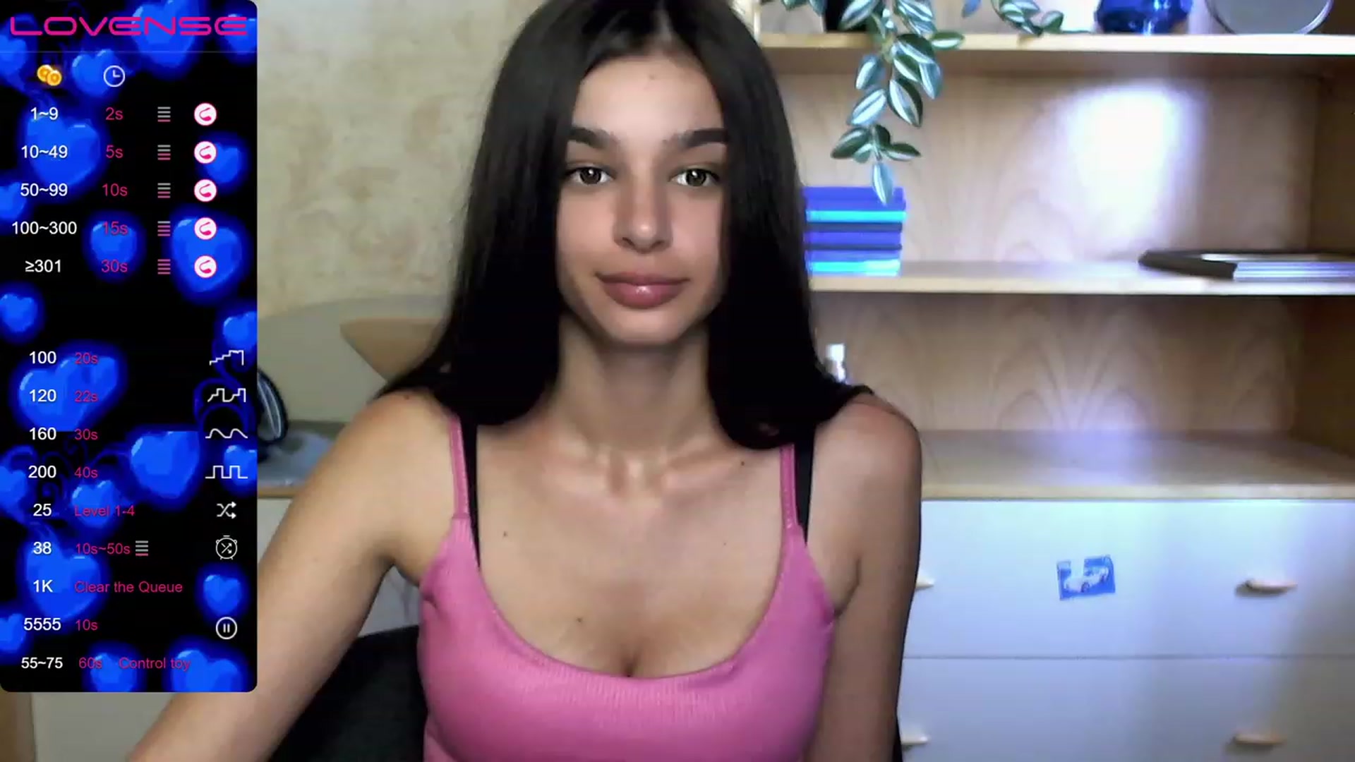 Gallery image thumbnail from OliviaWowww's myfreecams stream on, 08/20/2023, 12:35 image 5 of 20