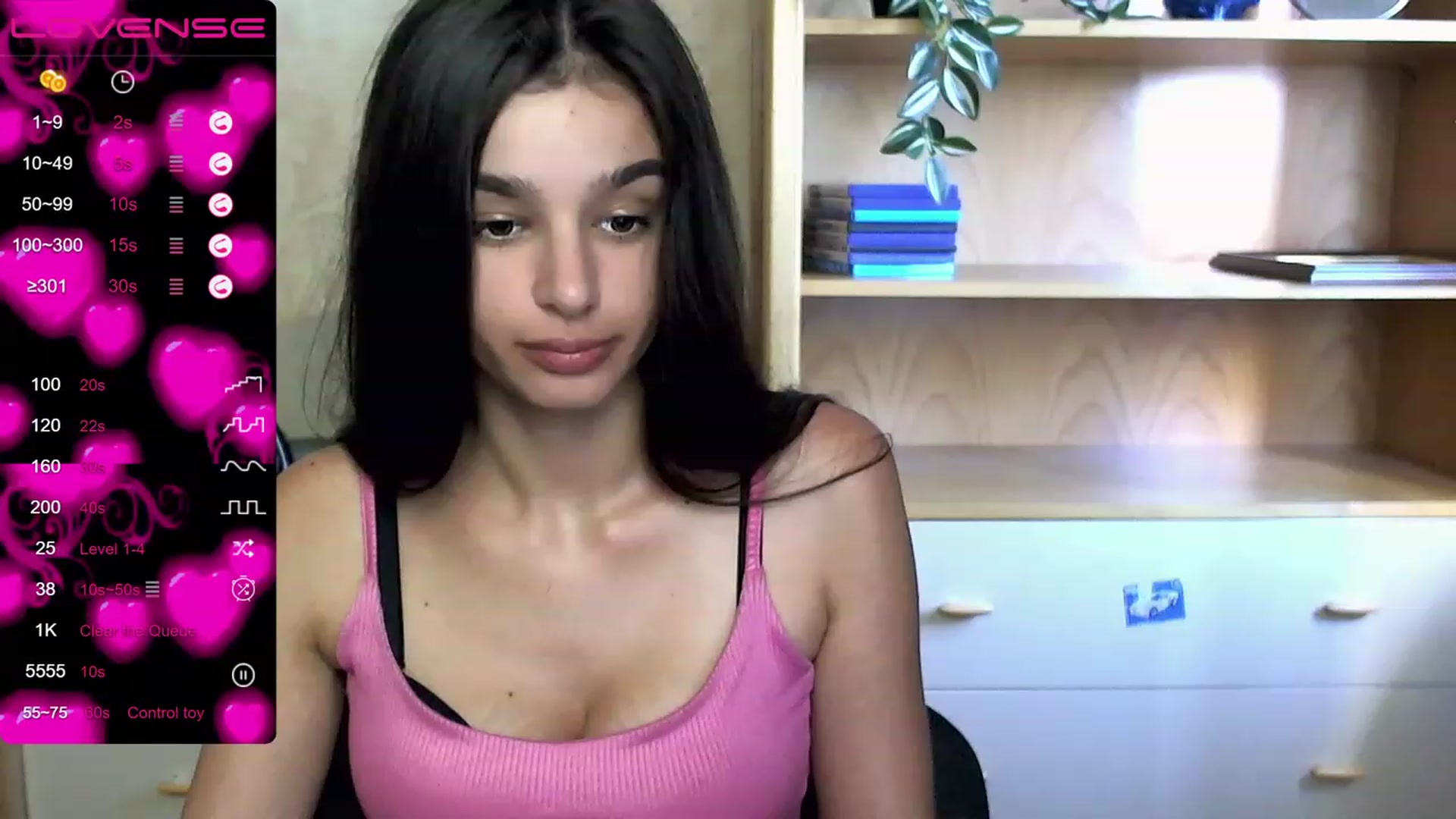 Gallery image thumbnail from OliviaWowww's myfreecams stream on, 08/20/2023, 13:58 image 16 of 20