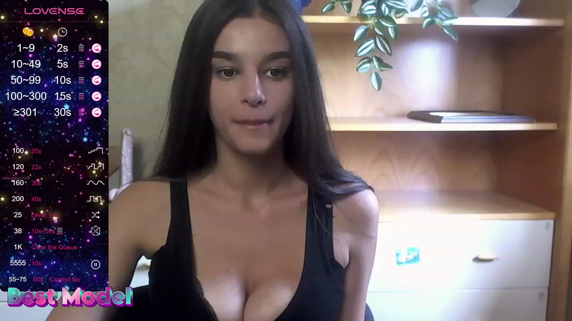 Gallery image thumbnail from OliviaWowww's myfreecams stream on, 08/25/2023, 13:04 image 14 of 20