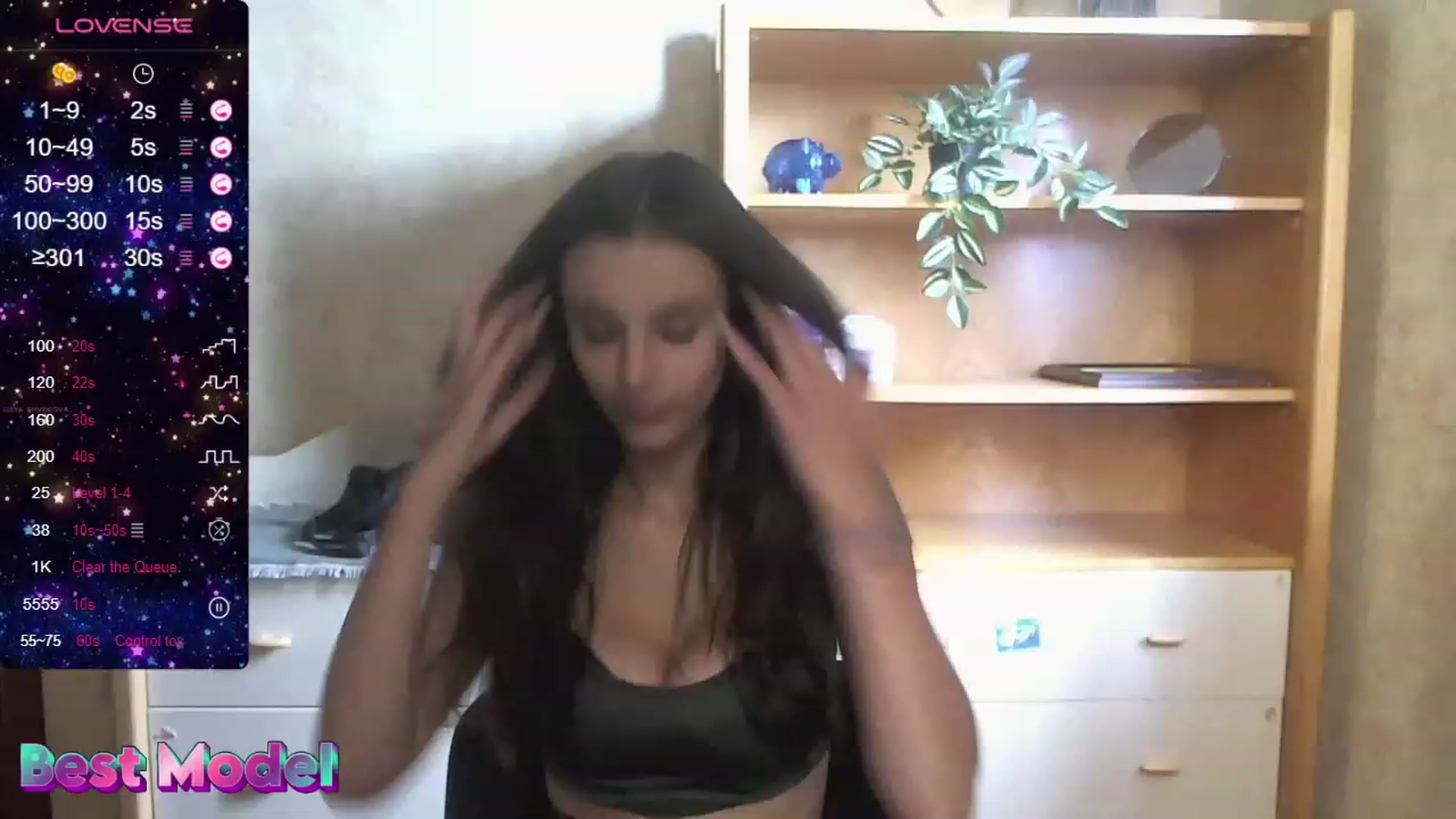 Gallery image thumbnail from OliviaWowww's myfreecams stream on, 08/31/2023, 09:57 image 19 of 20