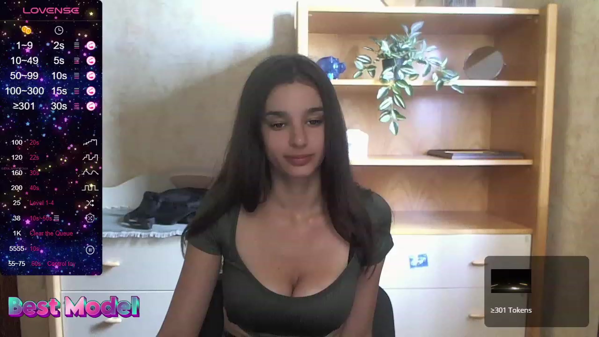 Gallery image thumbnail from OliviaWowww's myfreecams stream on, 08/31/2023, 09:57 image 2 of 20