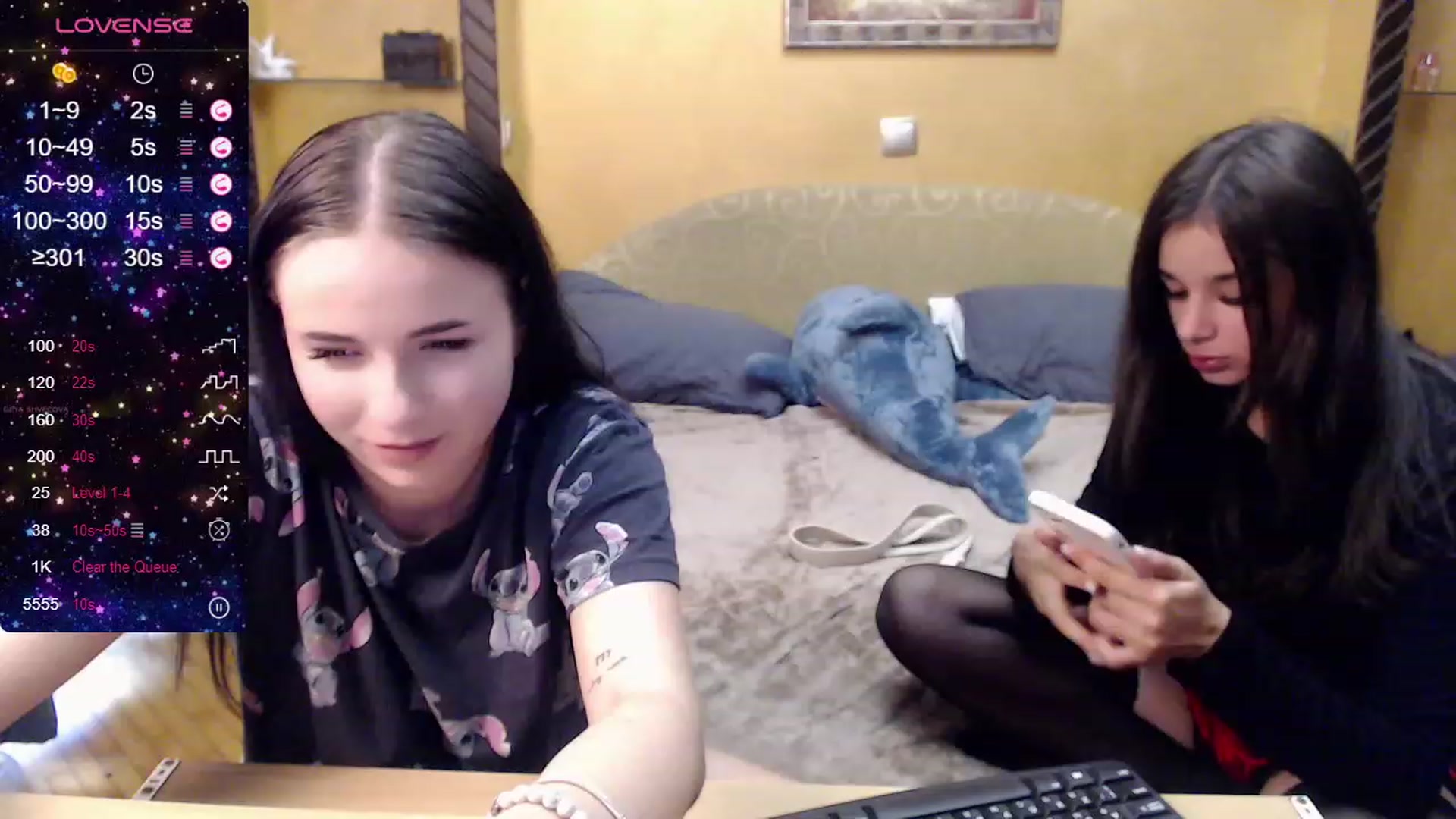 Gallery image thumbnail from OliviaWowww's myfreecams stream on, 09/22/2023, 14:15 image 5 of 20