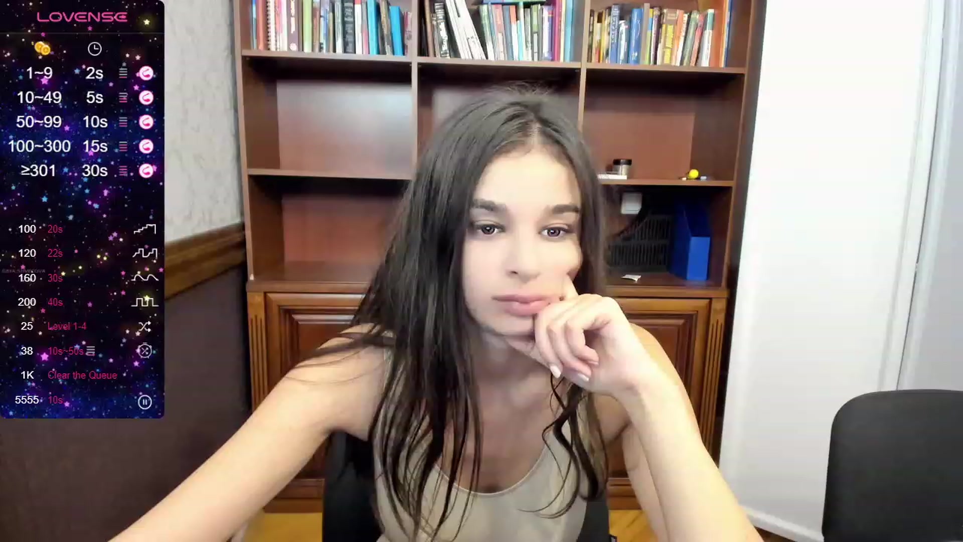 Gallery image thumbnail from OliviaWowww's myfreecams stream on, 09/27/2023, 11:31 image 18 of 20