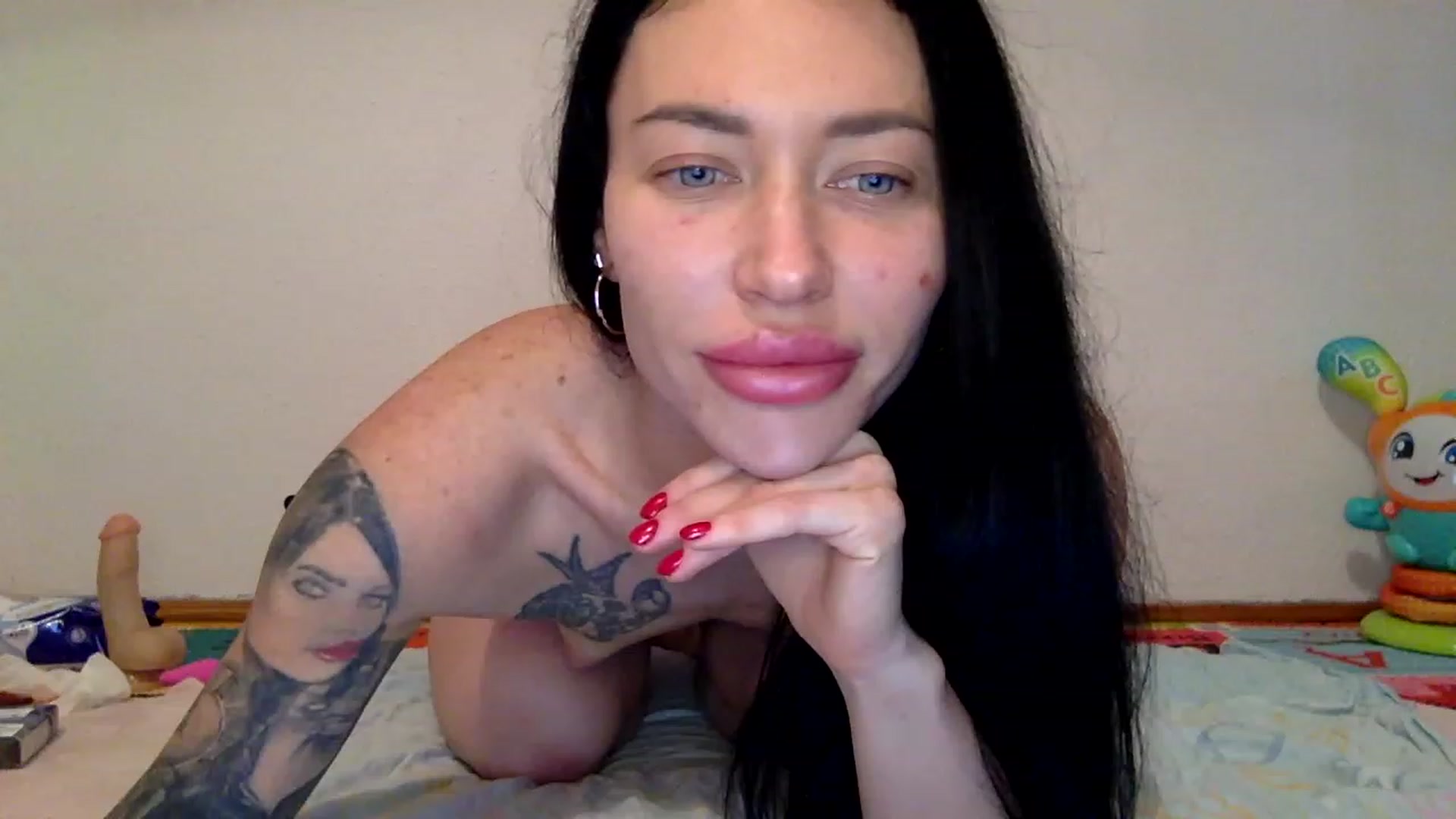 Gallery image thumbnail from Olivia_Star's myfreecams stream on, 06/10/2023, 15:48 image 18 of 20