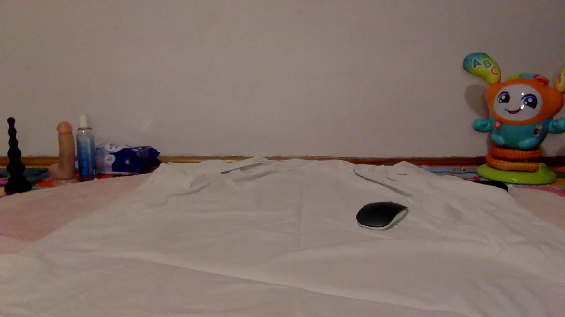 Gallery image thumbnail from Olivia_Star's myfreecams stream on, 06/18/2023, 24:52 image 16 of 20