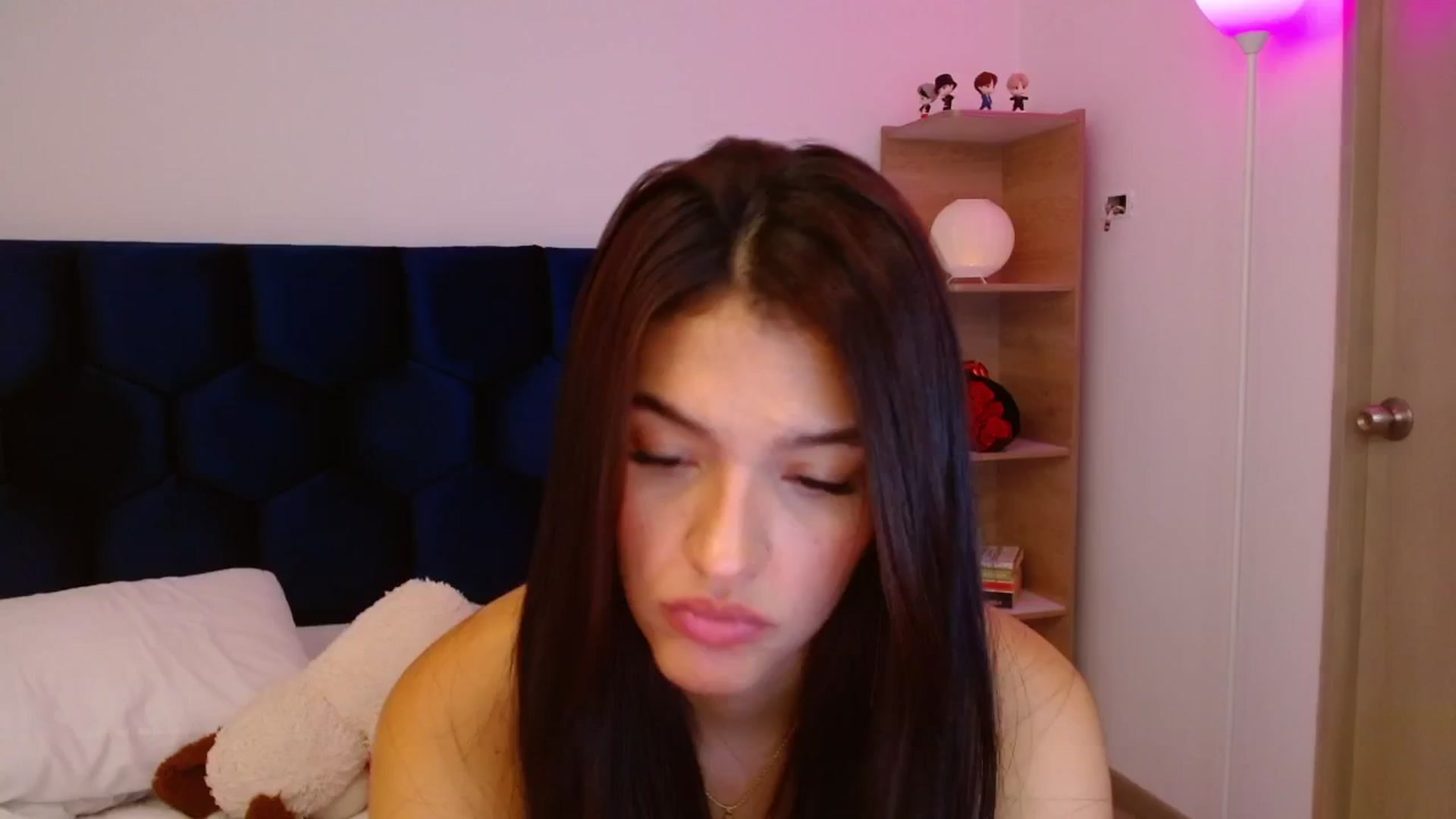 Gallery image thumbnail from Olivia_bran's myfreecams stream on, 09/15/2025, 16:28 image 2 of 20