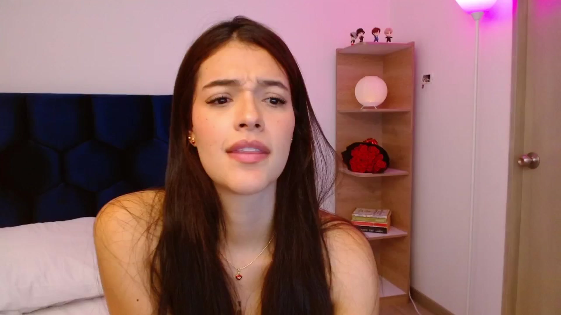 Gallery image thumbnail from Olivia_bran's myfreecams stream on, 09/15/2025, 16:28 image 17 of 20