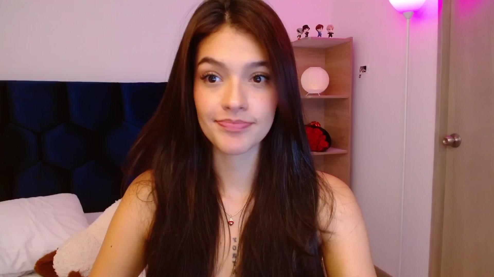Gallery image thumbnail from Olivia_bran's myfreecams stream on, 09/15/2025, 16:28 image 3 of 20