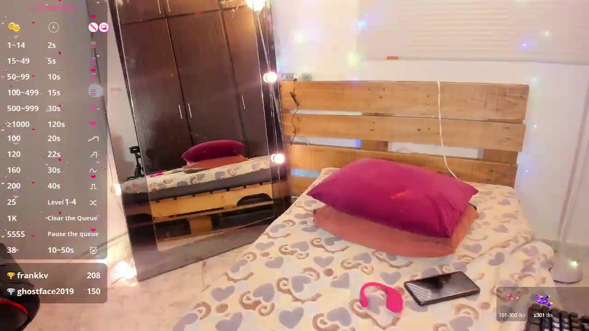 Gallery image thumbnail from Olivia_fyre's myfreecams stream on, 04/10/2025, 16:47 image 16 of 20
