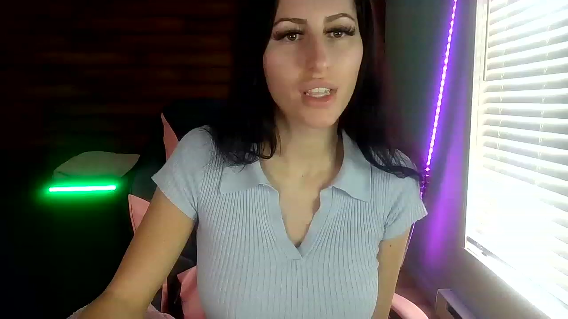 Gallery image thumbnail from Olivia_xx_'s myfreecams stream on, 01/02/2023, 18:47 image 2 of 20