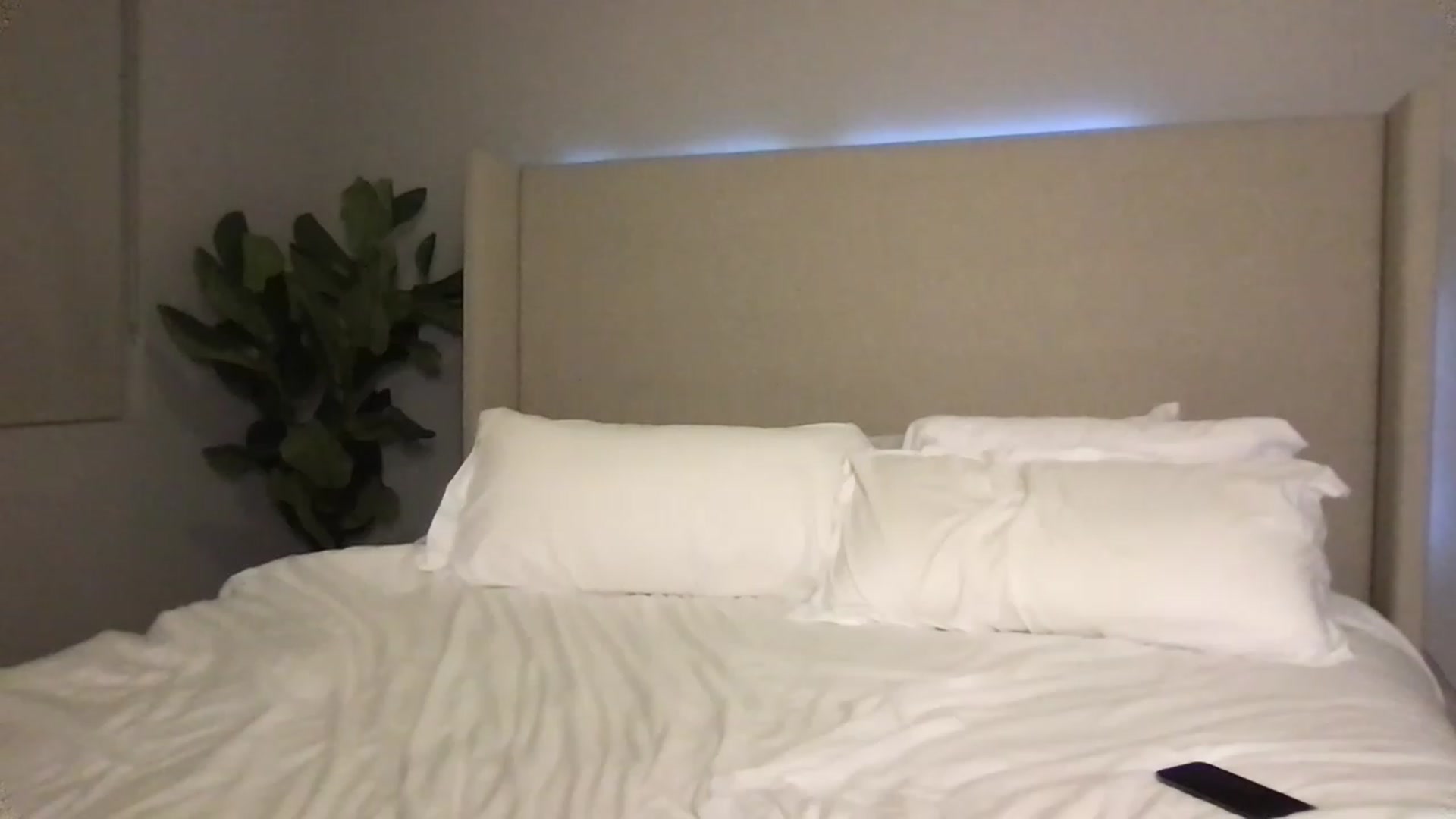 Gallery image thumbnail from Oliviabankss's myfreecams stream on, 01/19/2023, 07:02 image 4 of 20