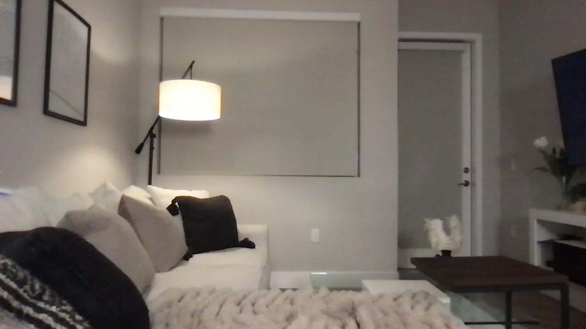 Gallery image thumbnail from Oliviabankss's myfreecams stream on, 01/31/2023, 02:30 image 20 of 20