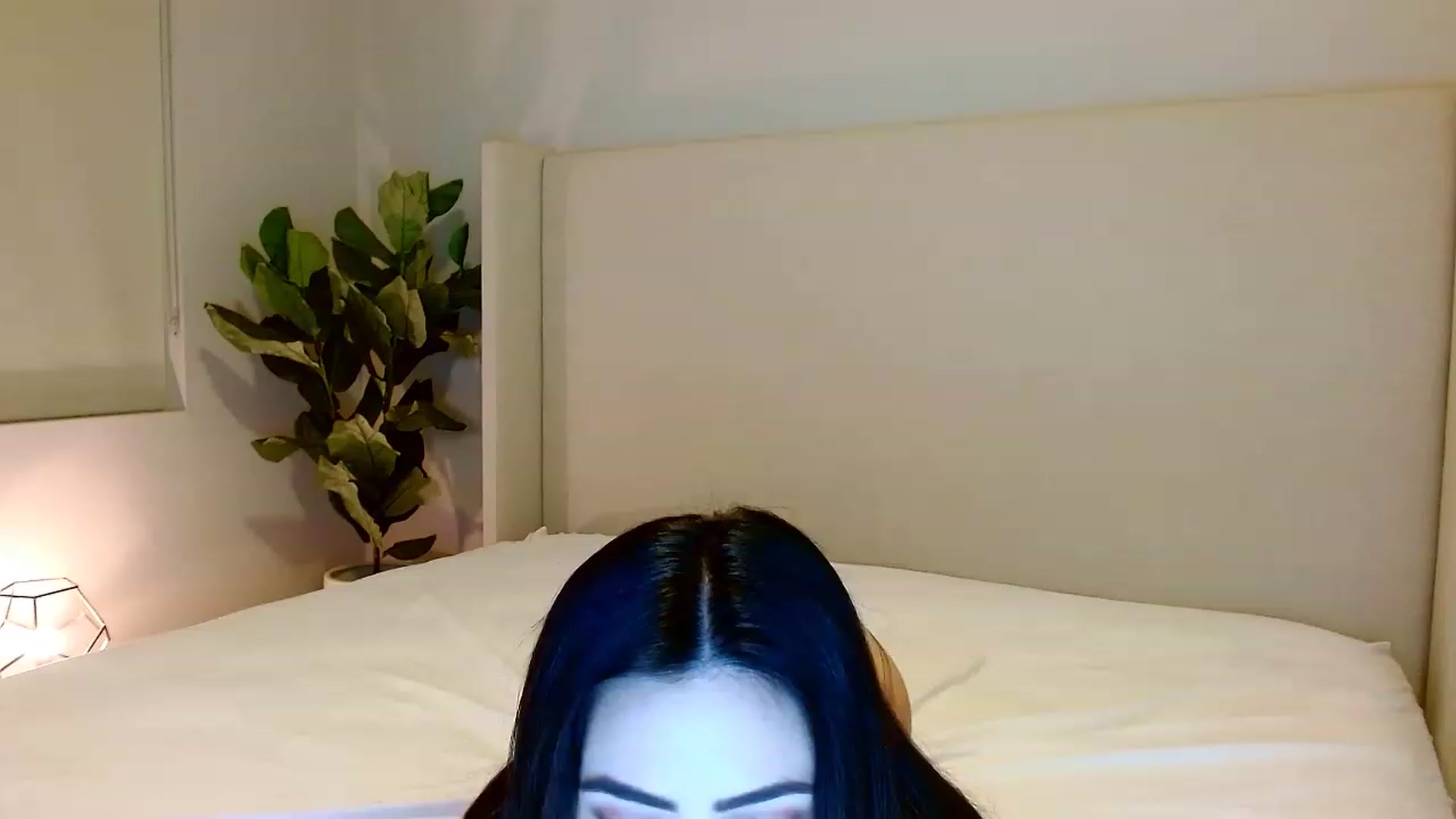 Gallery image thumbnail from Oliviabankss's myfreecams stream on, 02/17/2023, 08:19 image 3 of 20