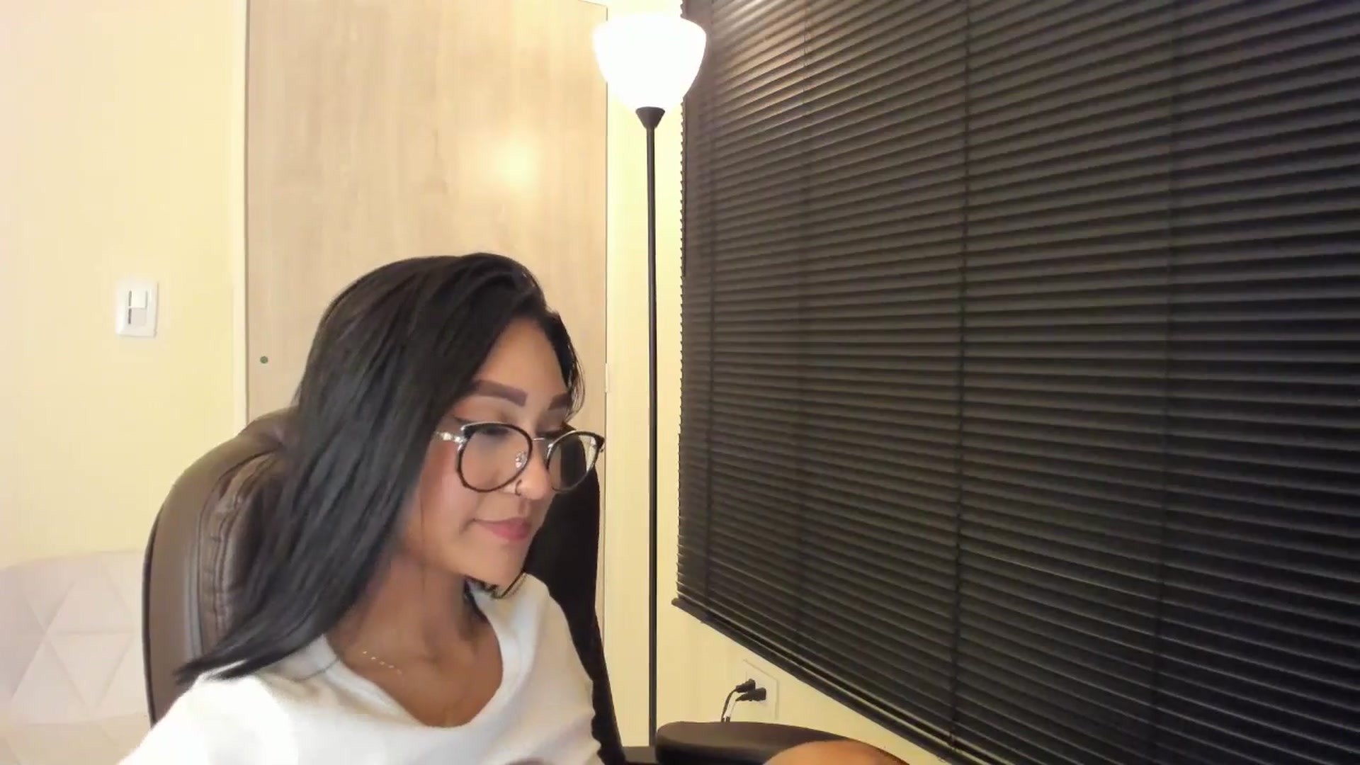 Gallery image thumbnail from Olivialoft's myfreecams stream on, 07/16/2025, 08:06 image 13 of 20