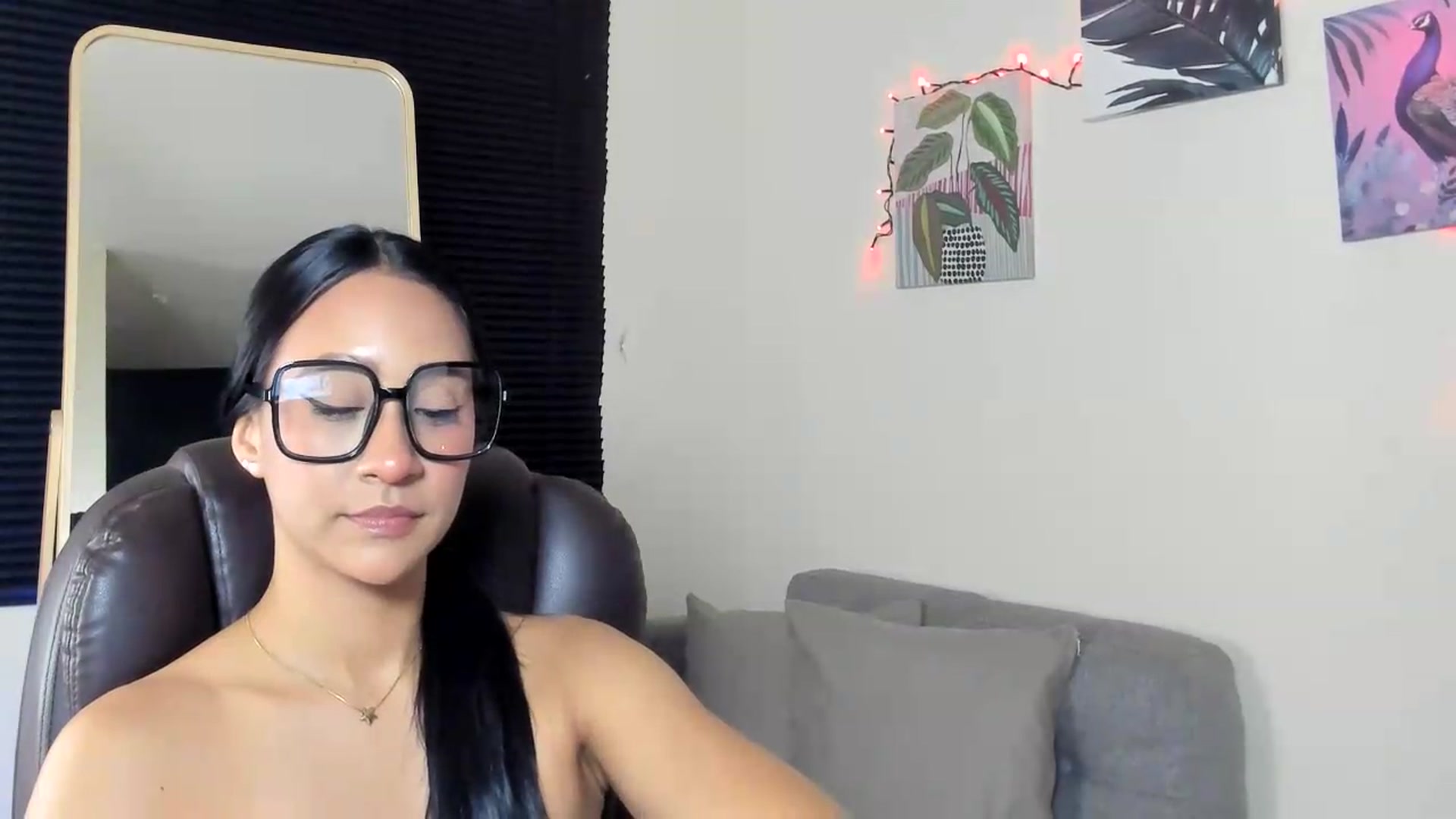 Gallery image thumbnail from Olivialoft's myfreecams stream on, 07/13/2026, 08:42 image 3 of 20