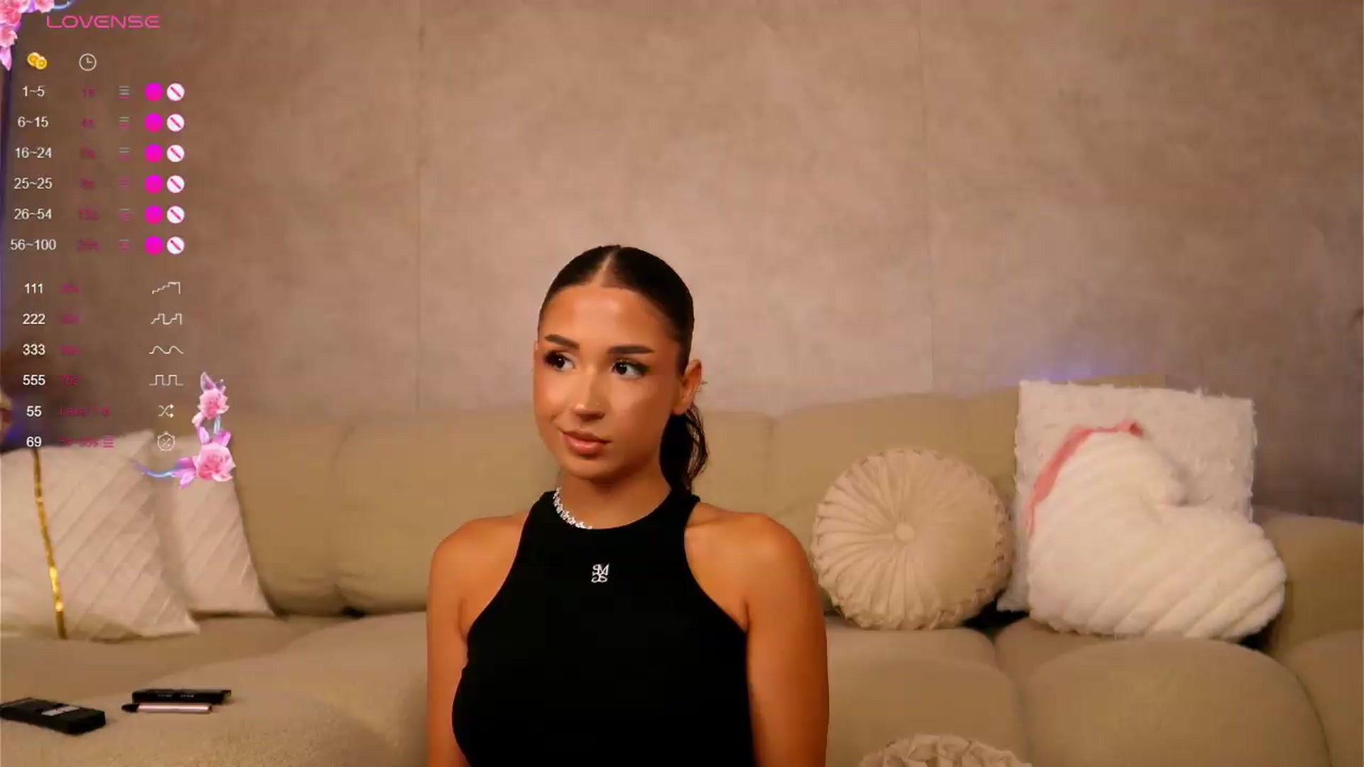Gallery image thumbnail from OliviasWays's myfreecams stream on, 08/09/2026, 20:31 image 15 of 20