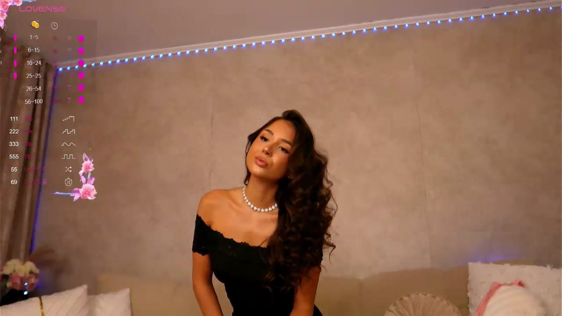 Gallery image thumbnail from OliviasWays's myfreecams stream on, 08/10/2026, 23:56 image 17 of 20